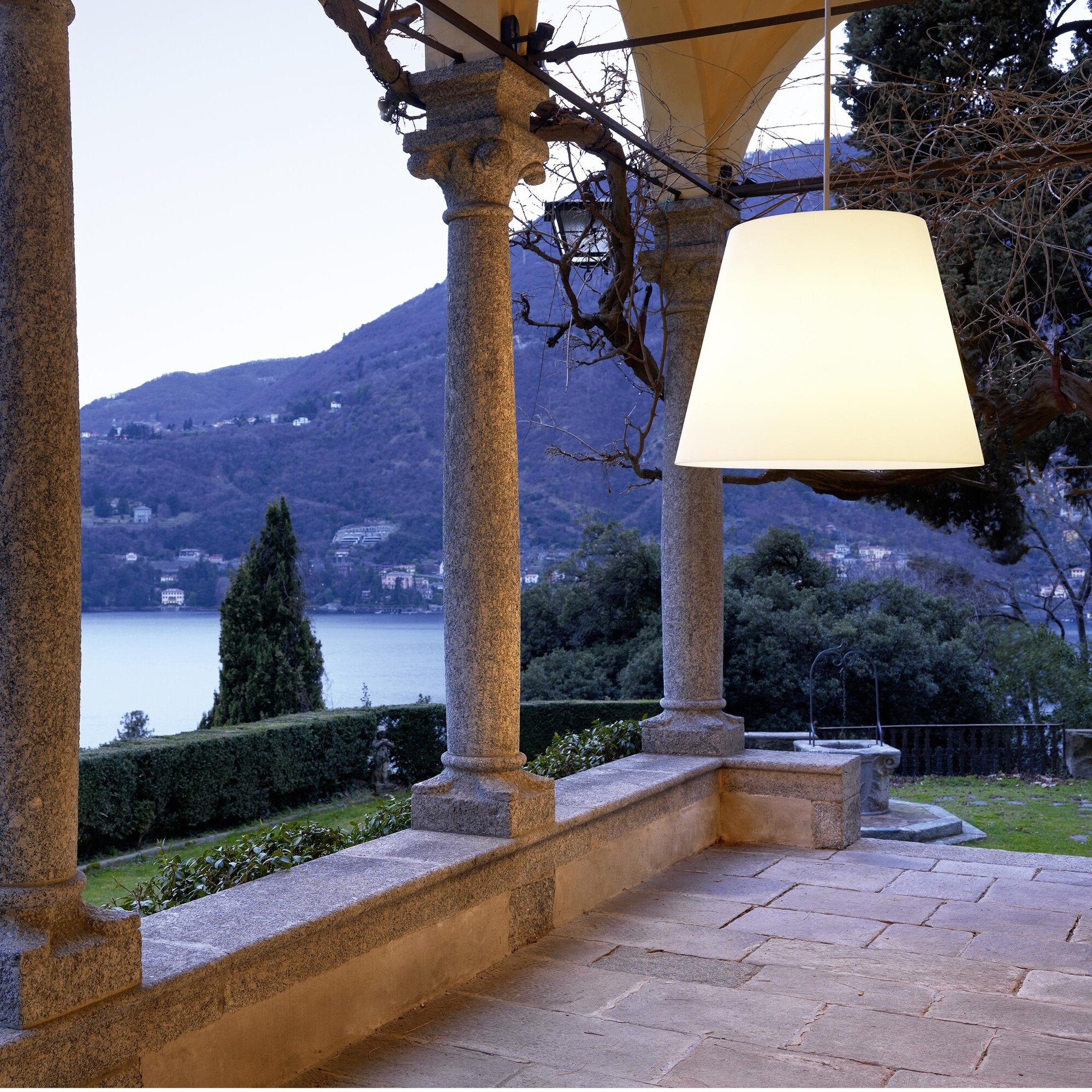 Amax Suspension Lamp