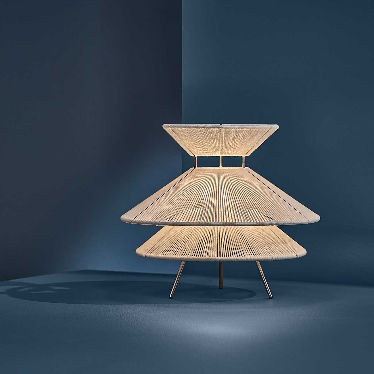 Kiku Table Lamp
