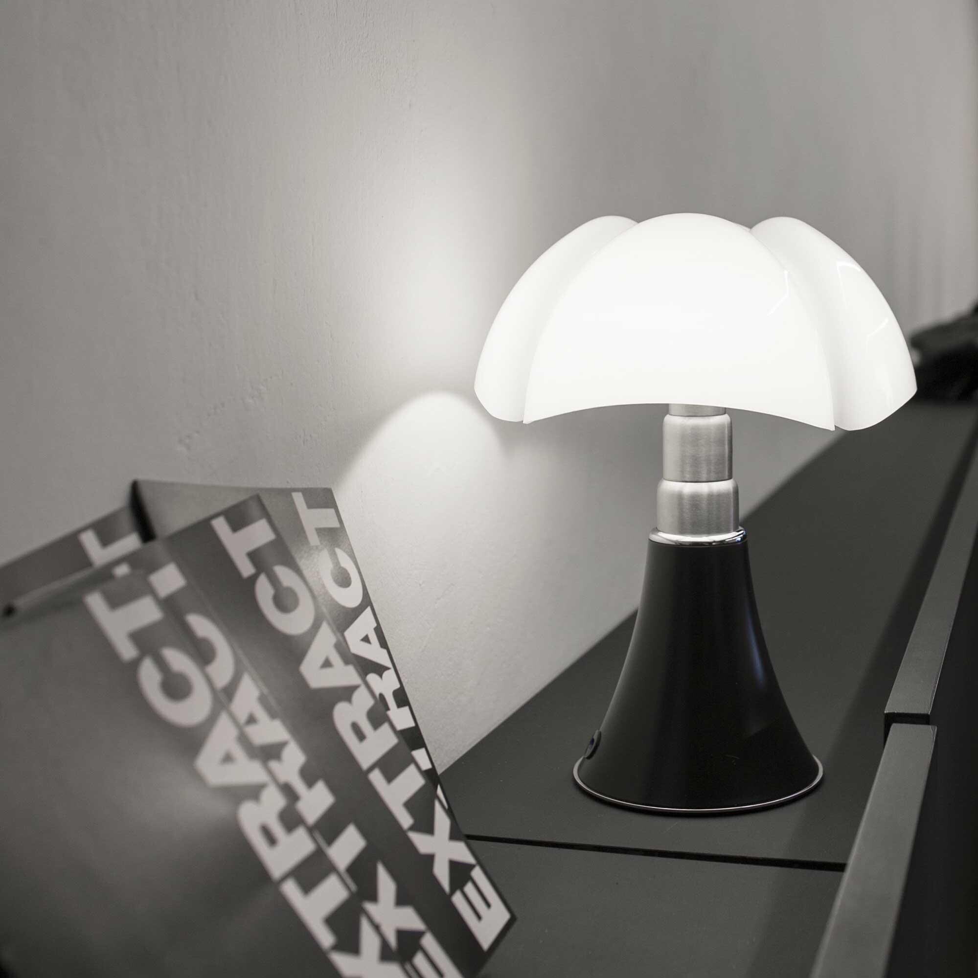 Minipipistrello LED Table Lamp