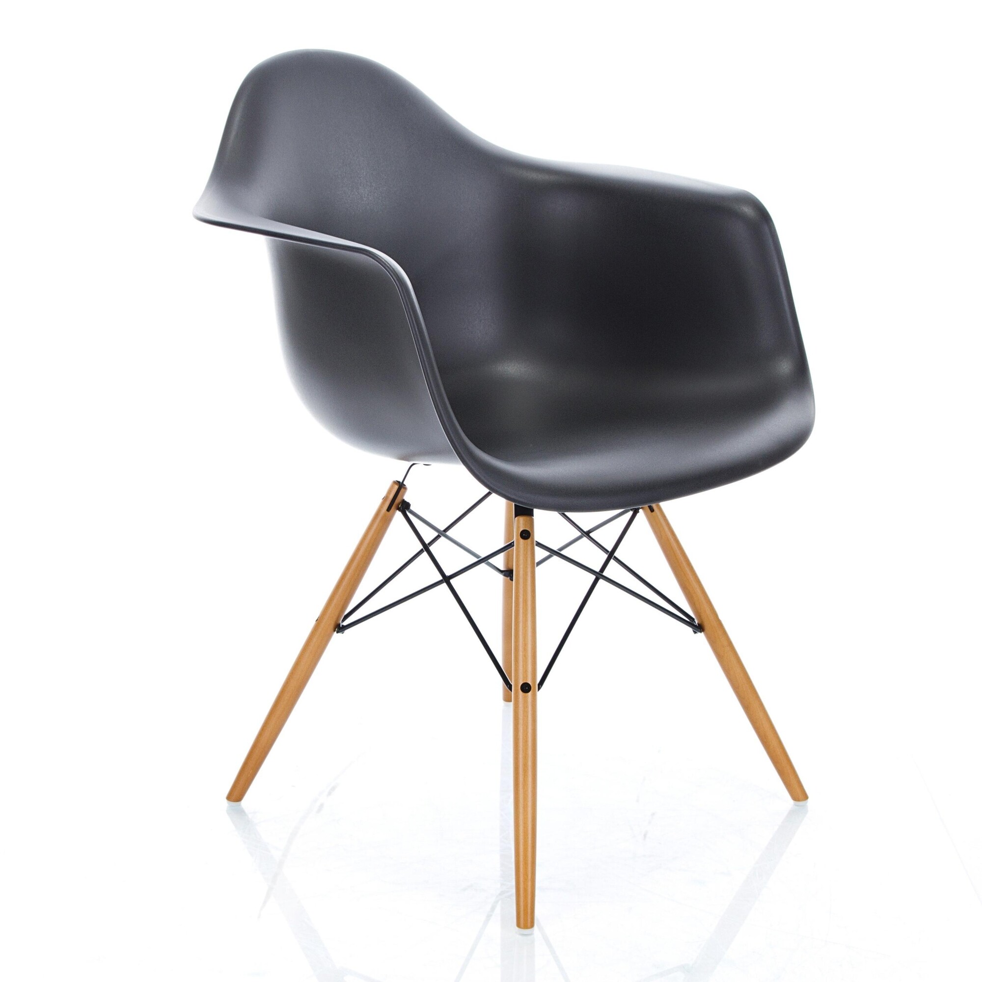 Eames Plastic Armchair DAW Golden Maple Base