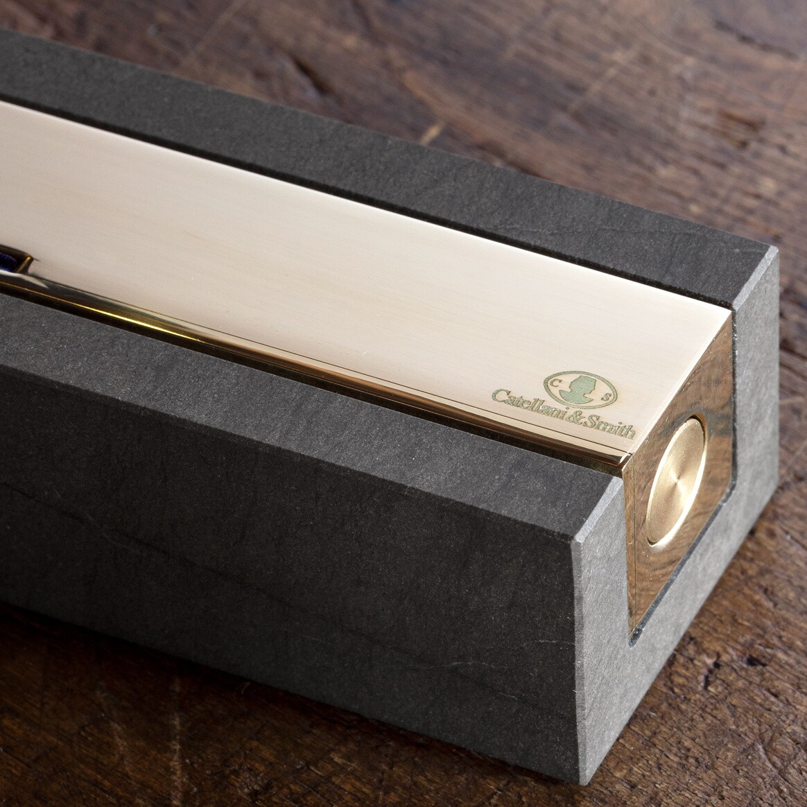 Alchemie T LED Table Lamp