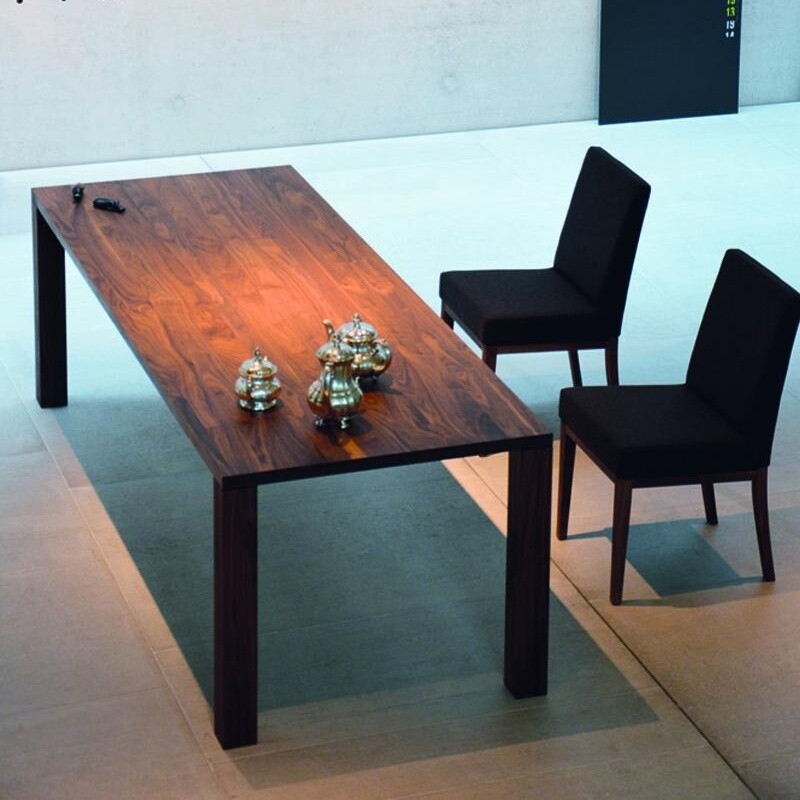 Leos Dining Table