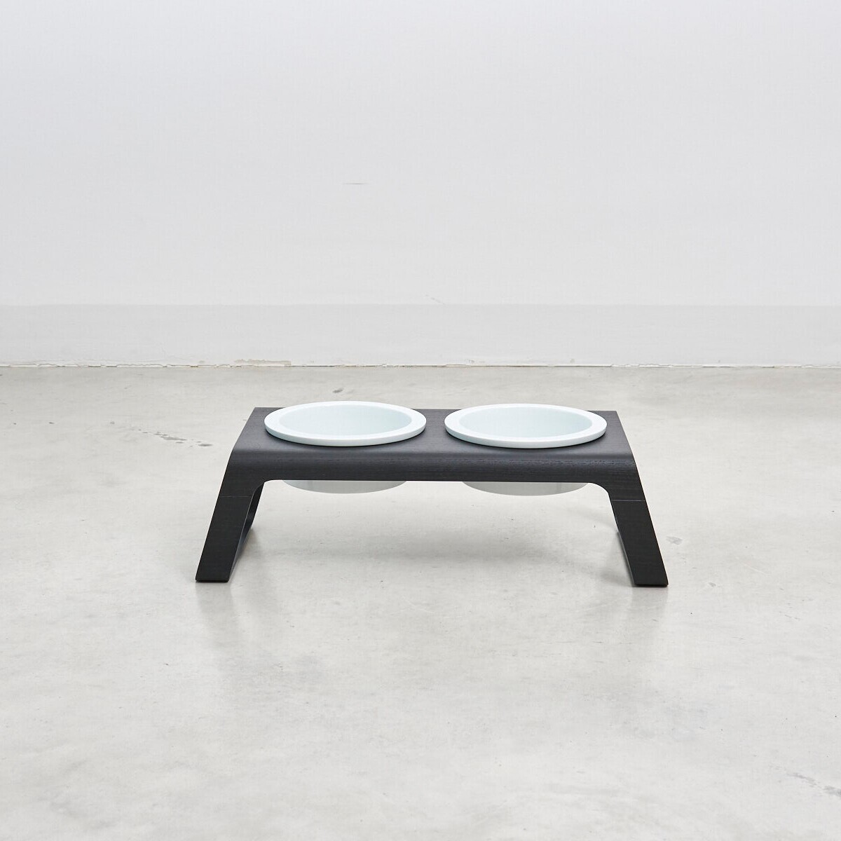 Desco Dog Bowl Stand with Porcelain Bowls M