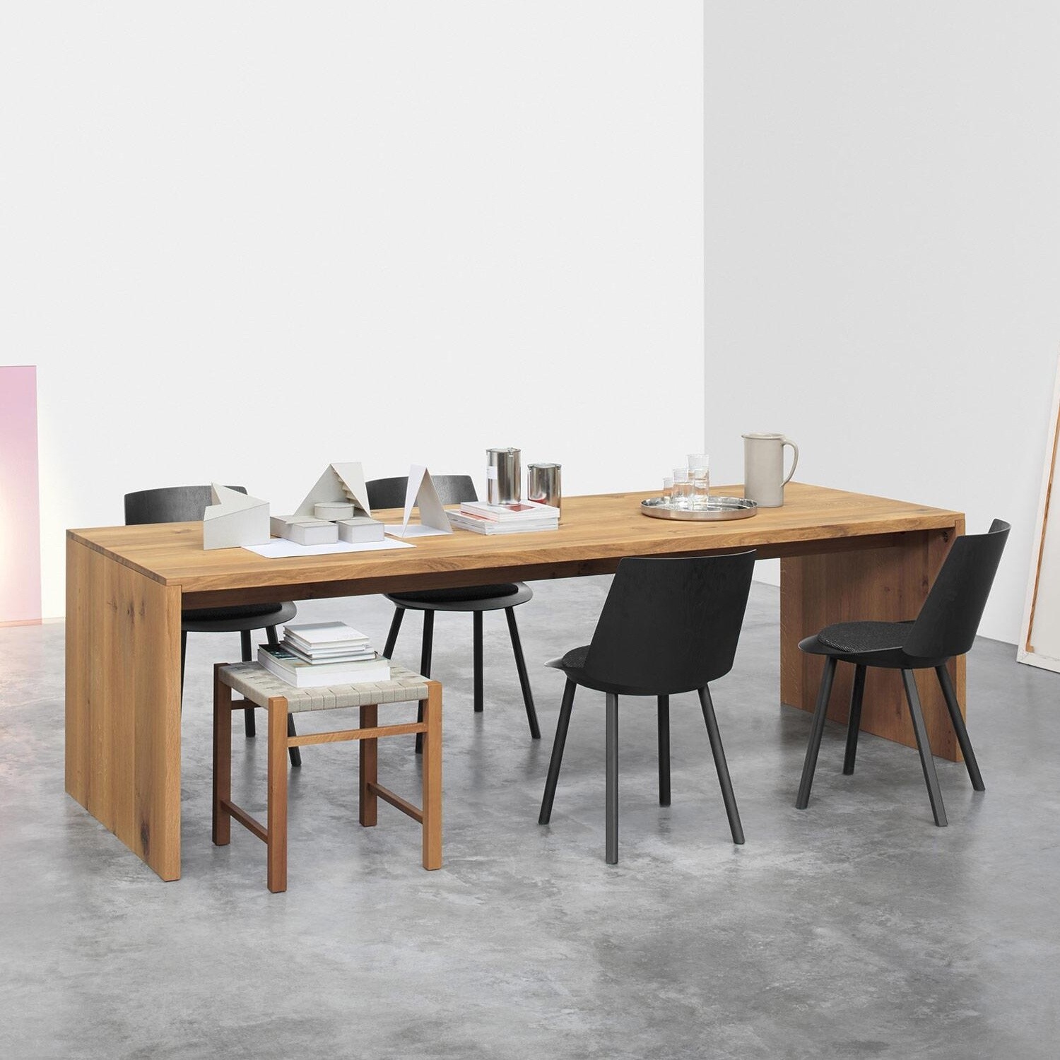 e15 AC19 Salina Pitcher