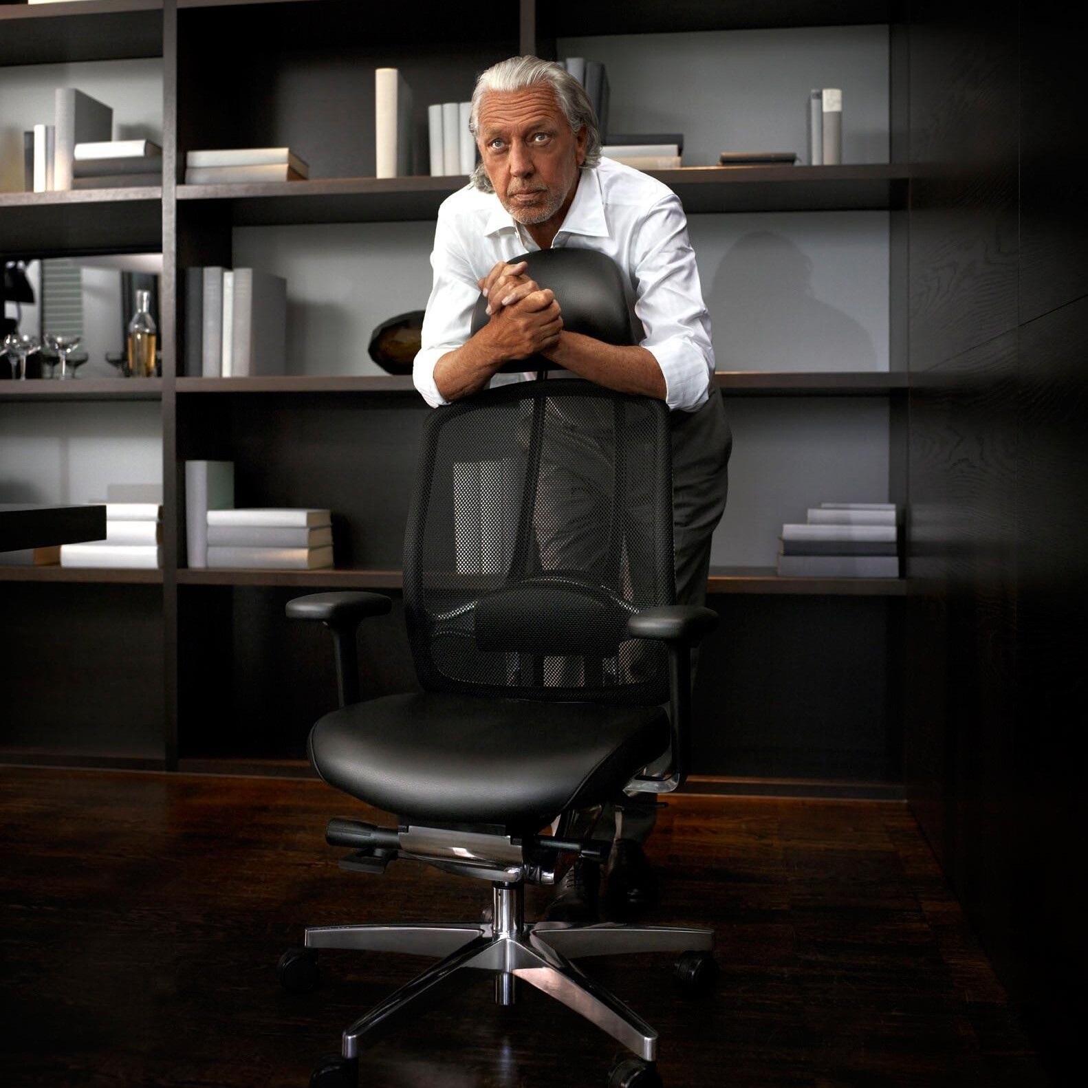 AluMedic Limited Office Chair