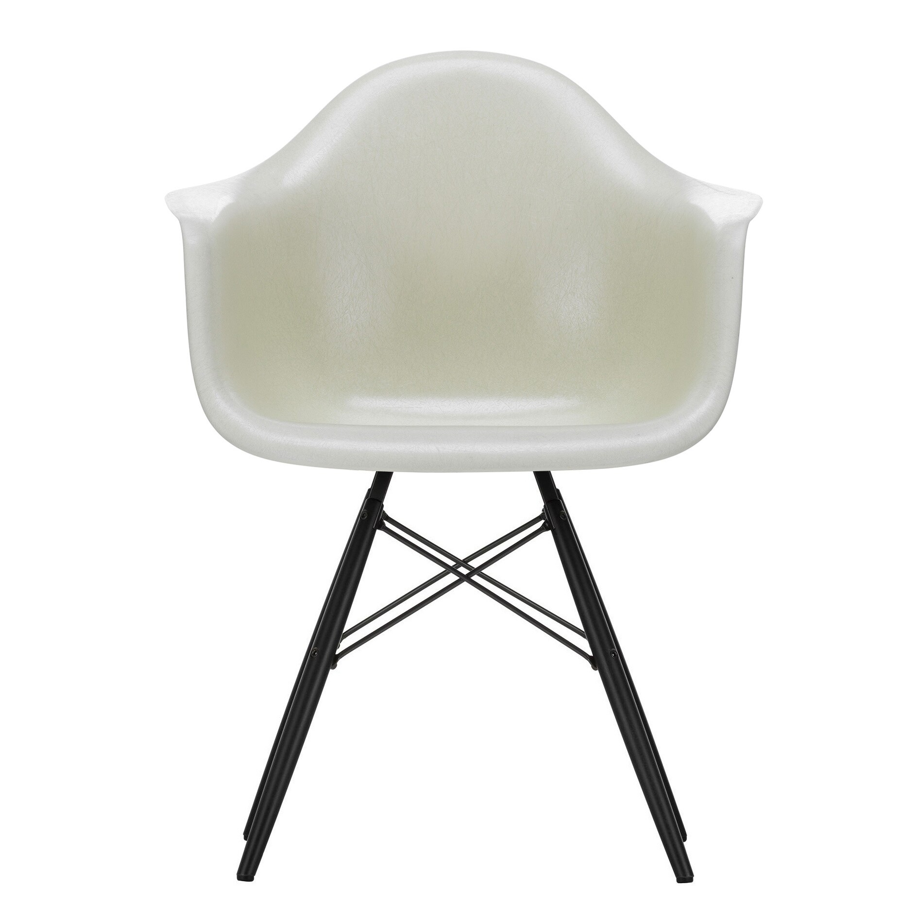 Eames Fiberglass Armchair DAW Black Maple Base