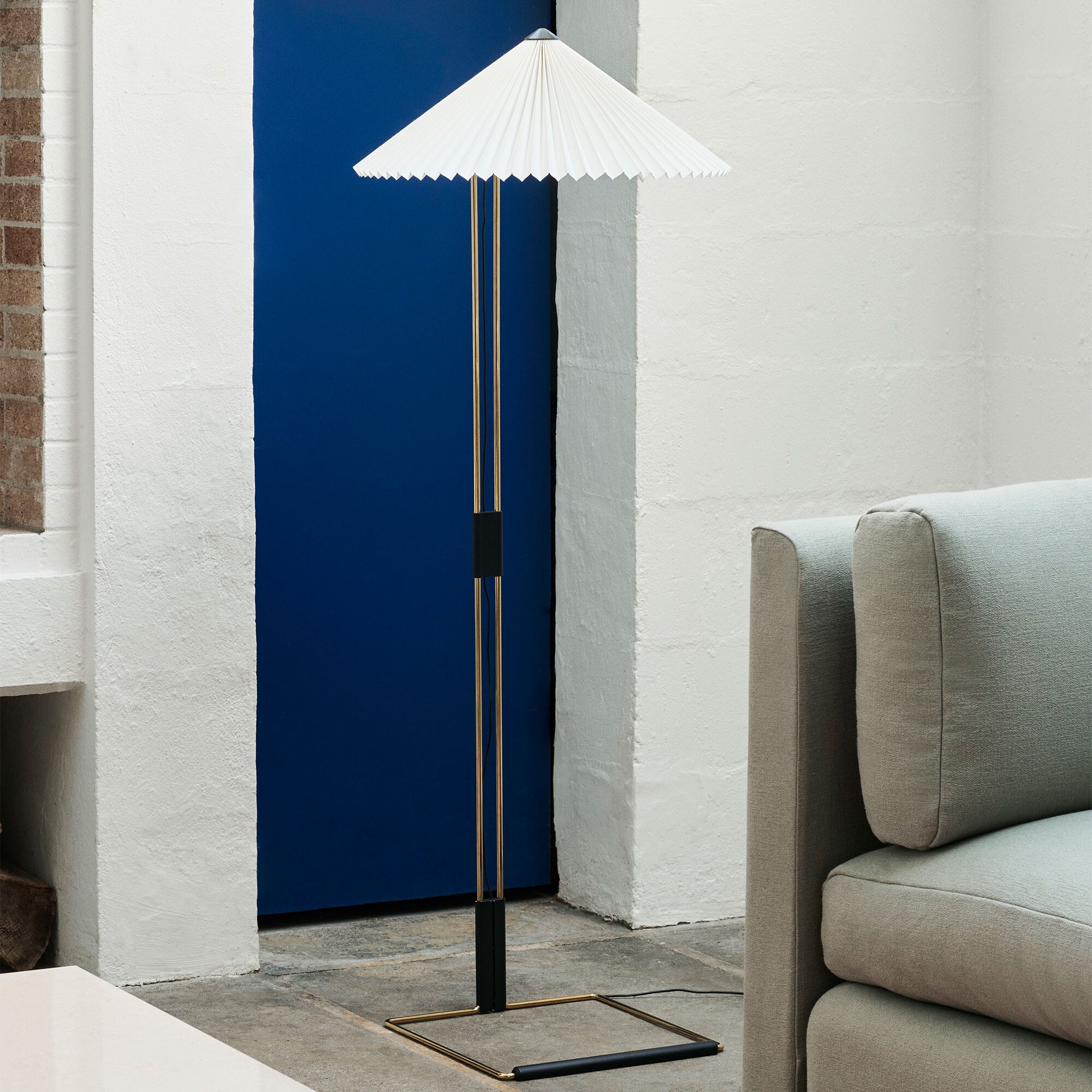 Matin LED Floor Lamp