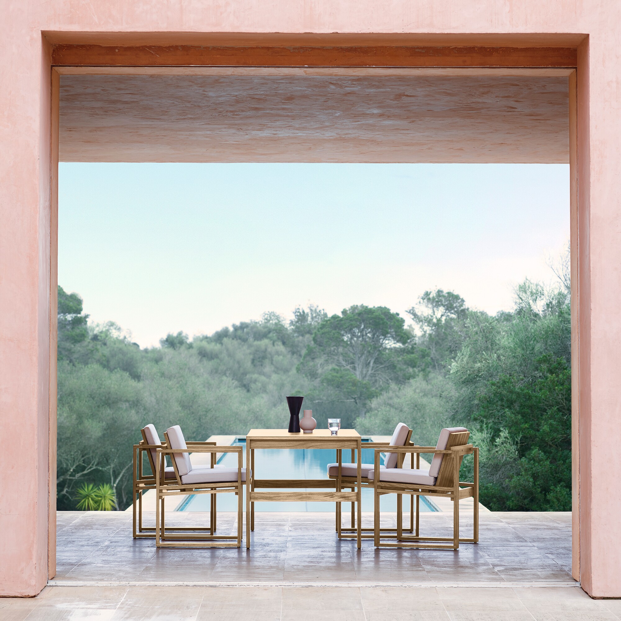 BK10 Outdoor Dining Chair