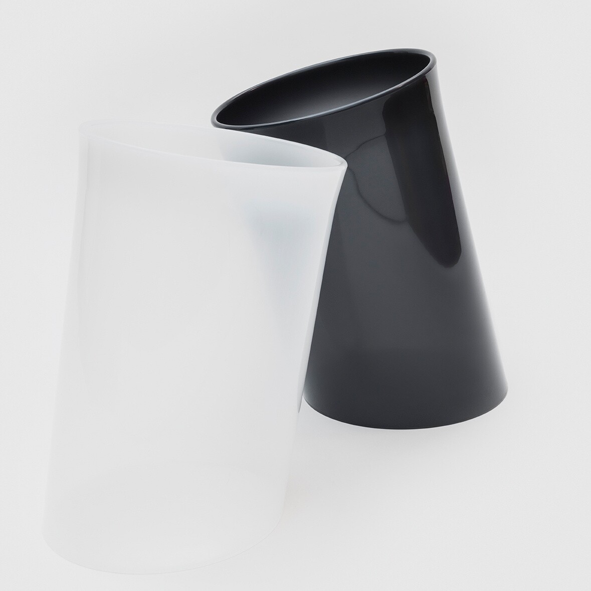 In Attesa Waste Basket