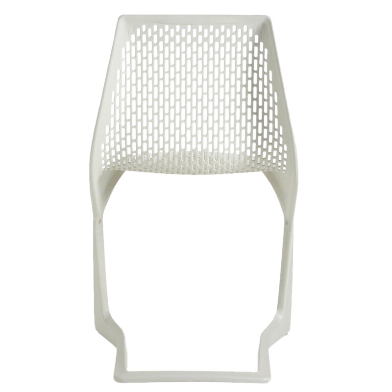 Myto Cantilever Chair