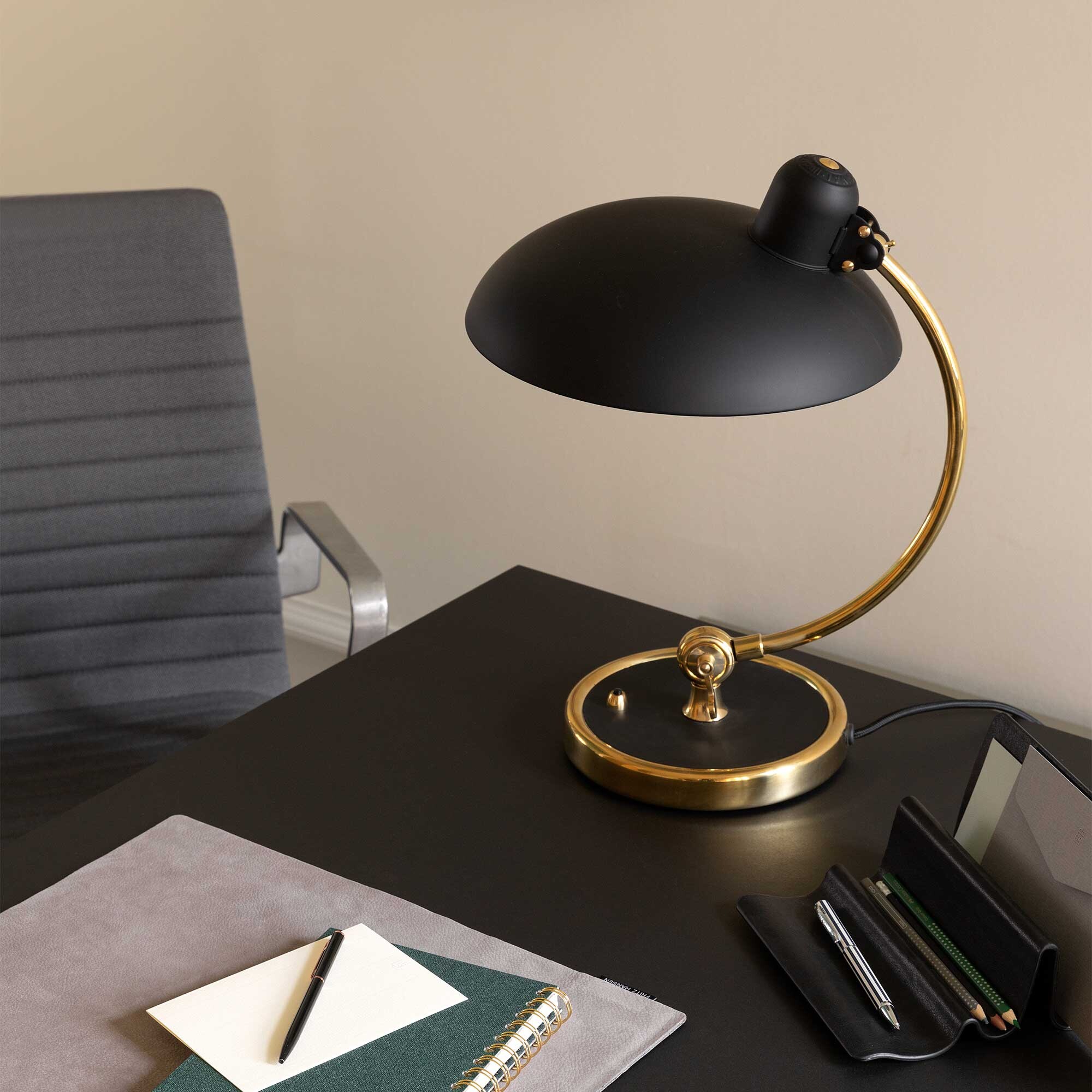 Kaiser Idell™ 6631 Luxus Table Lamp brass