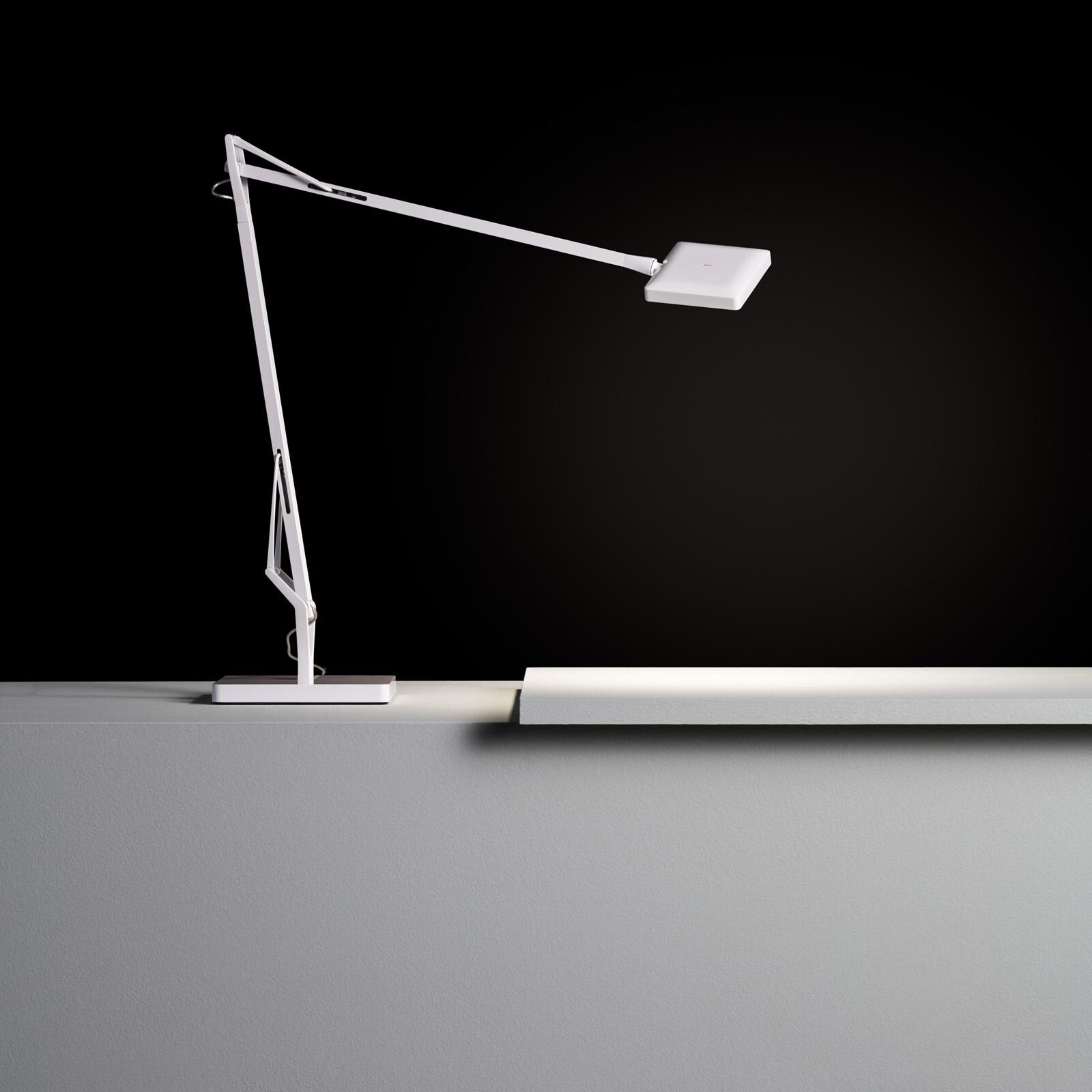 Kelvin Base LED Table Lamp Green Mode