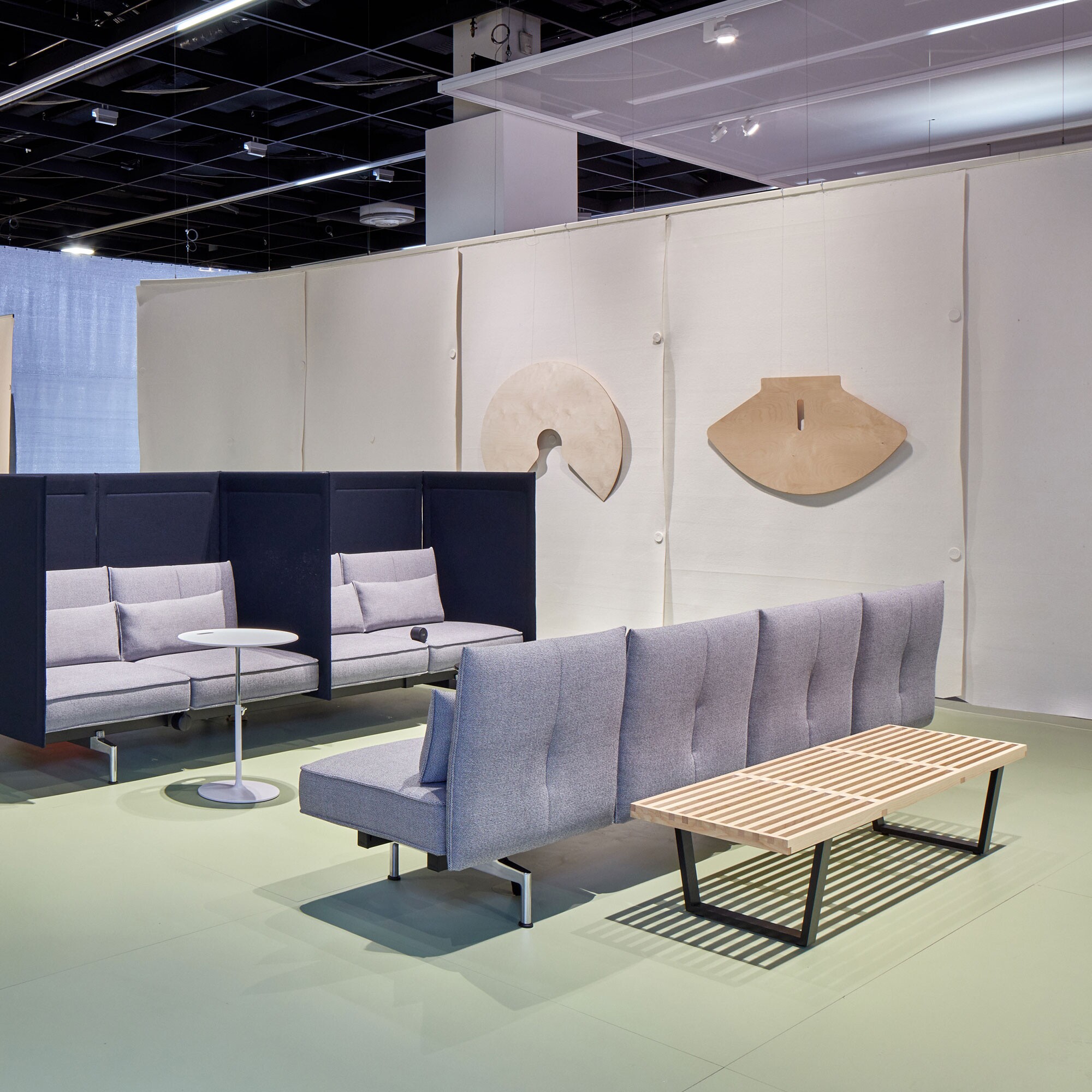 Nelson Bench 122x46.9x35.3cm