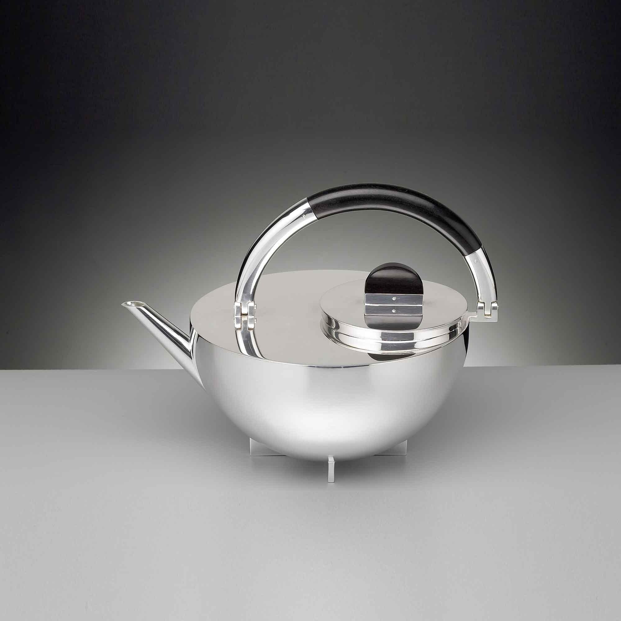 Bauhaus Teapot
