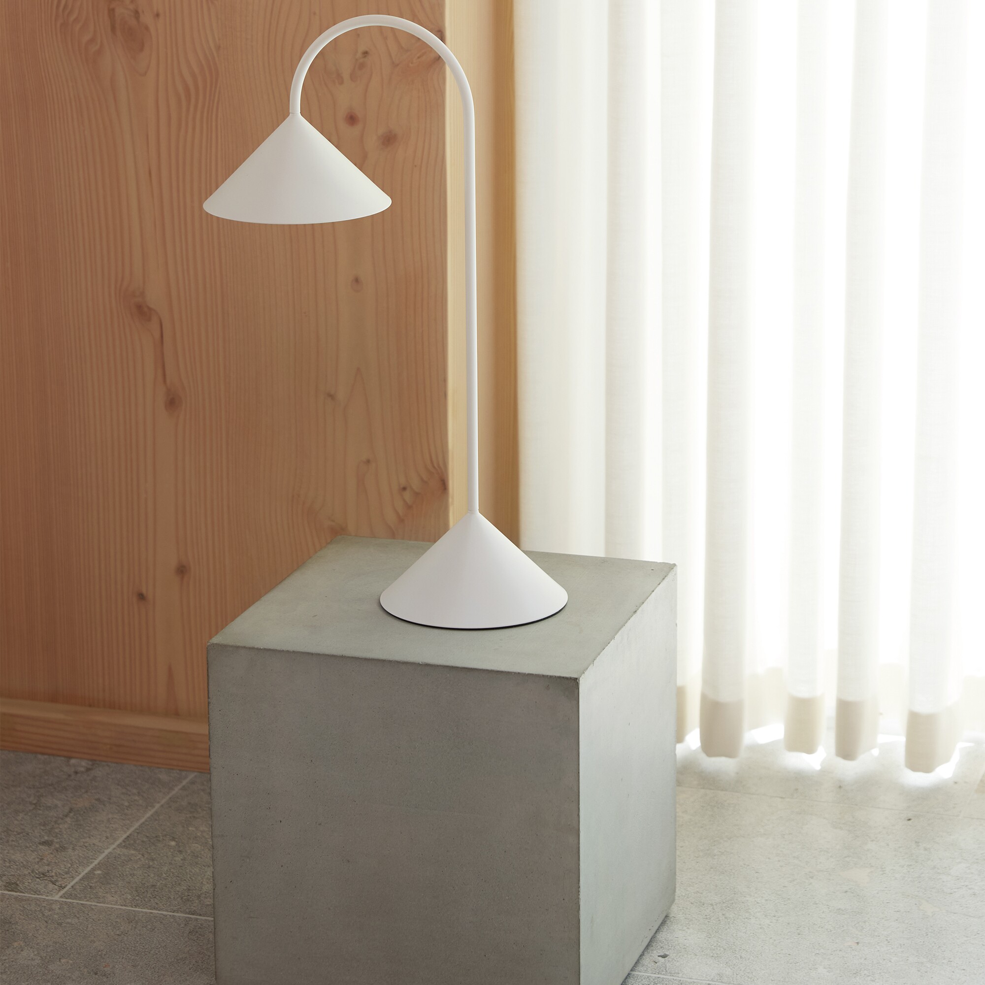 Grasp LED Battery Lamp Portable H 47cm