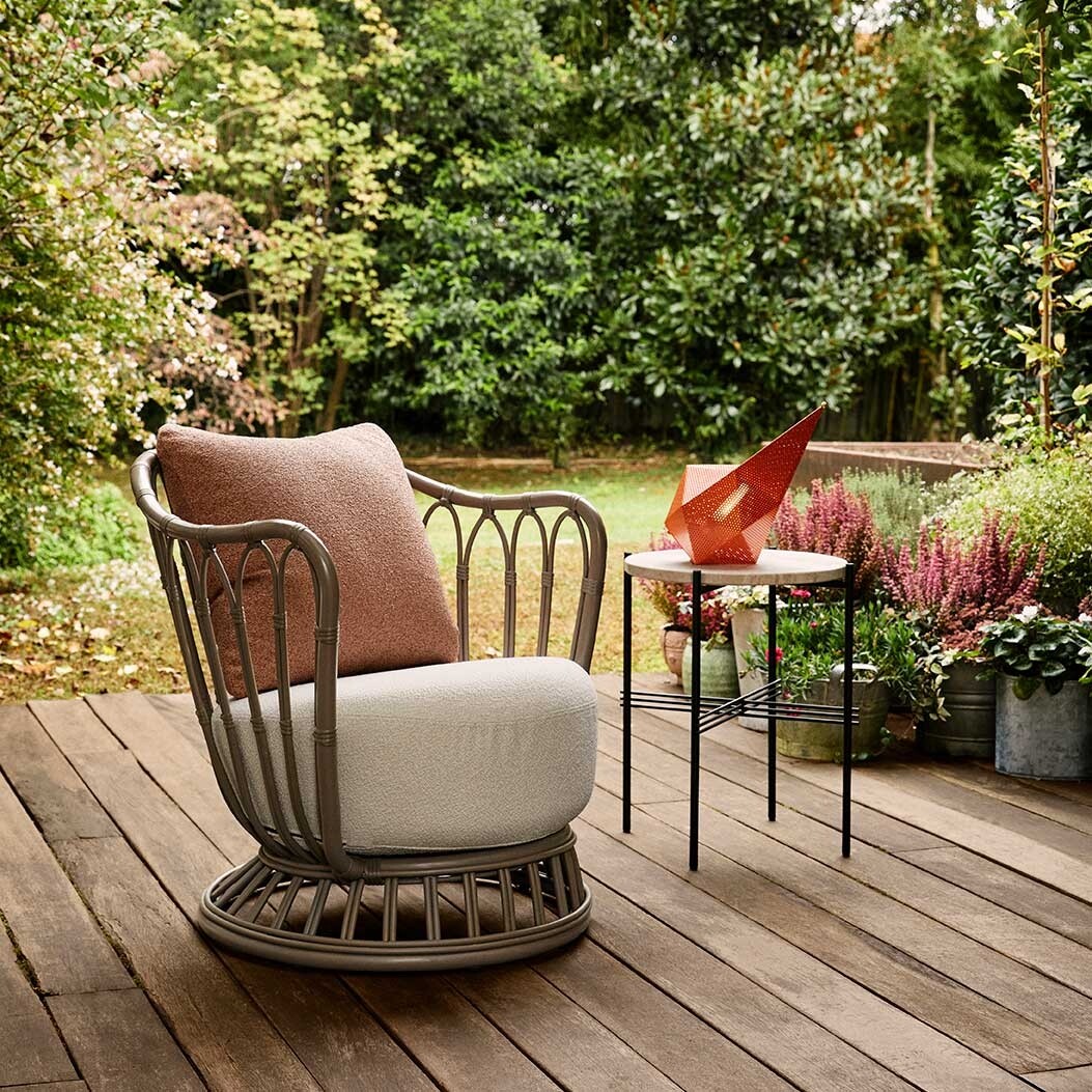 Grace Outdoor Lounge Chair