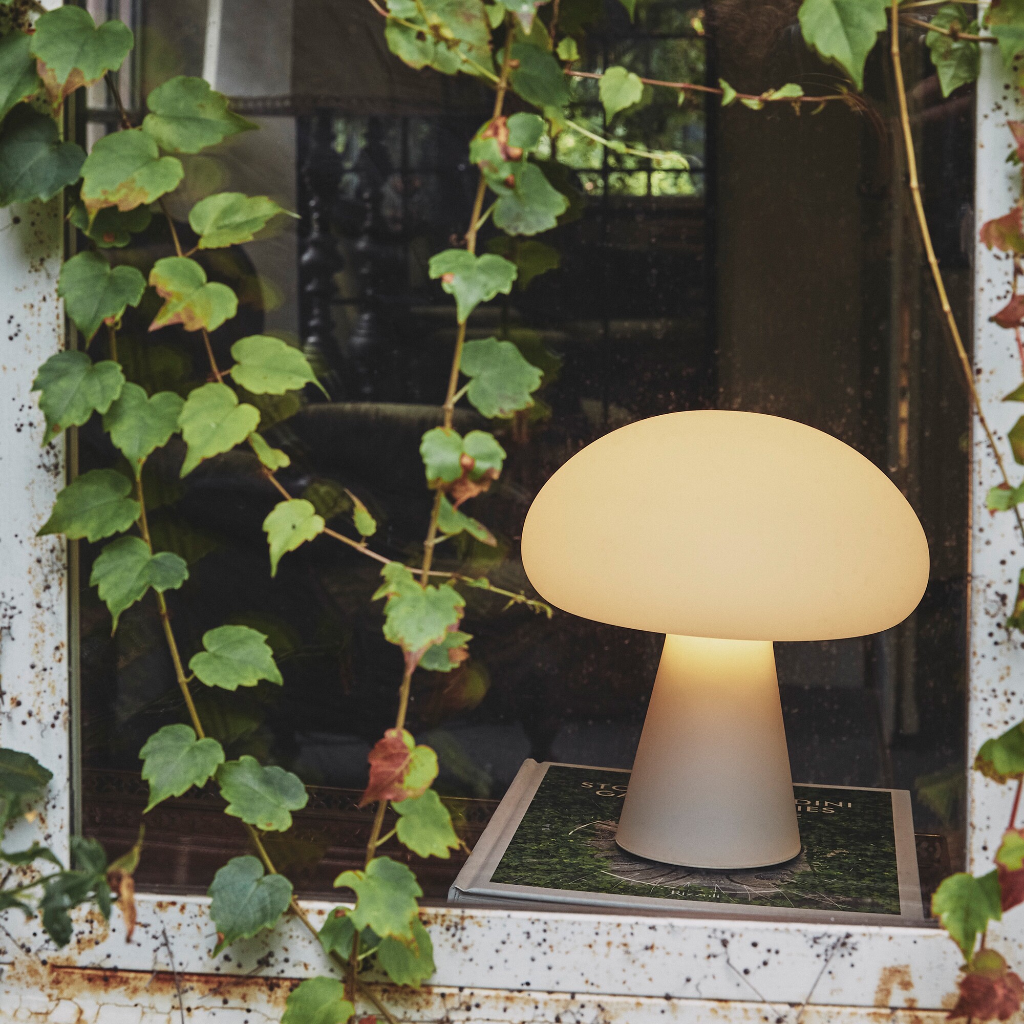 Obello LED Lamp with Battery