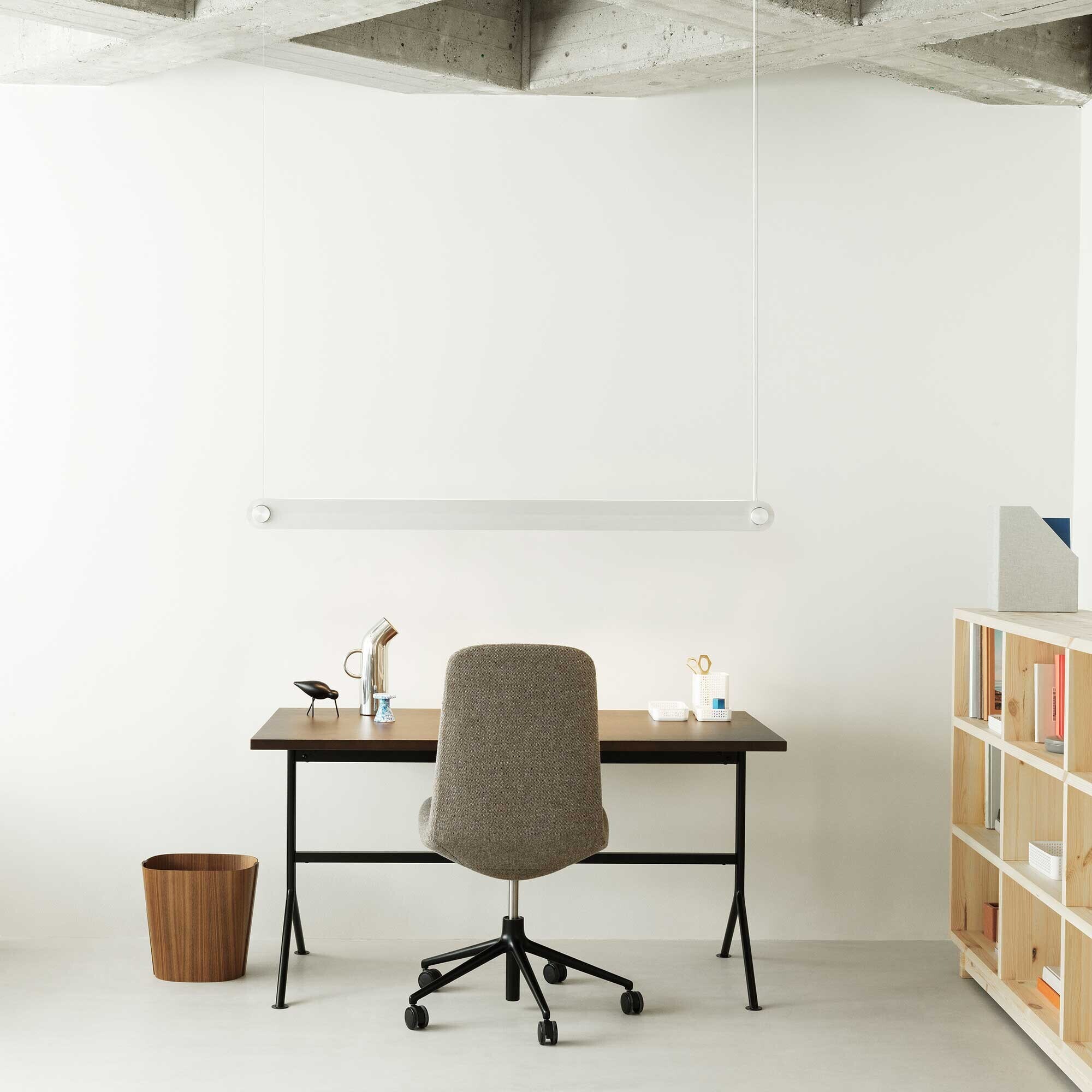 Dim Linear LED Suspension Lamp