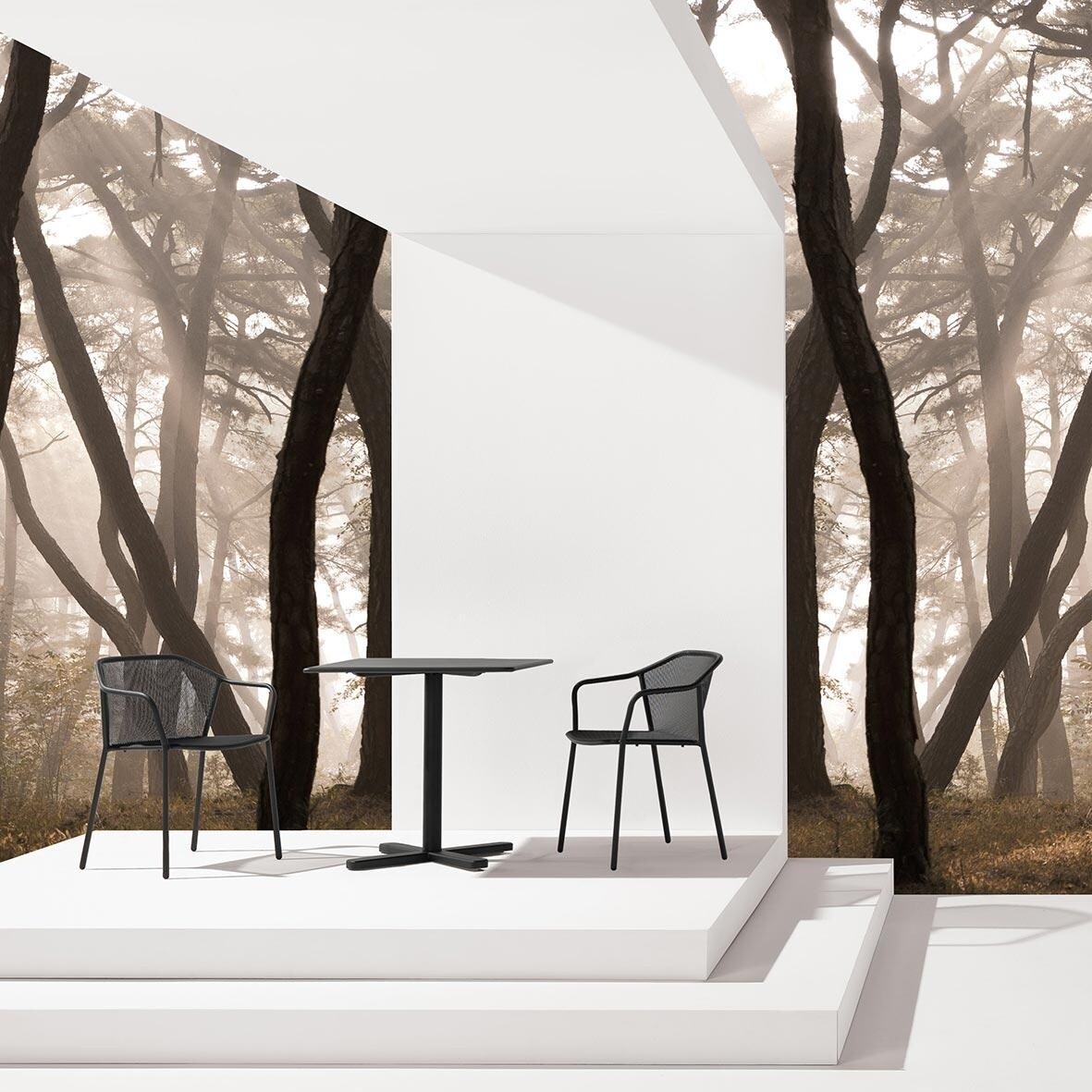 Darwin Garden Armchair