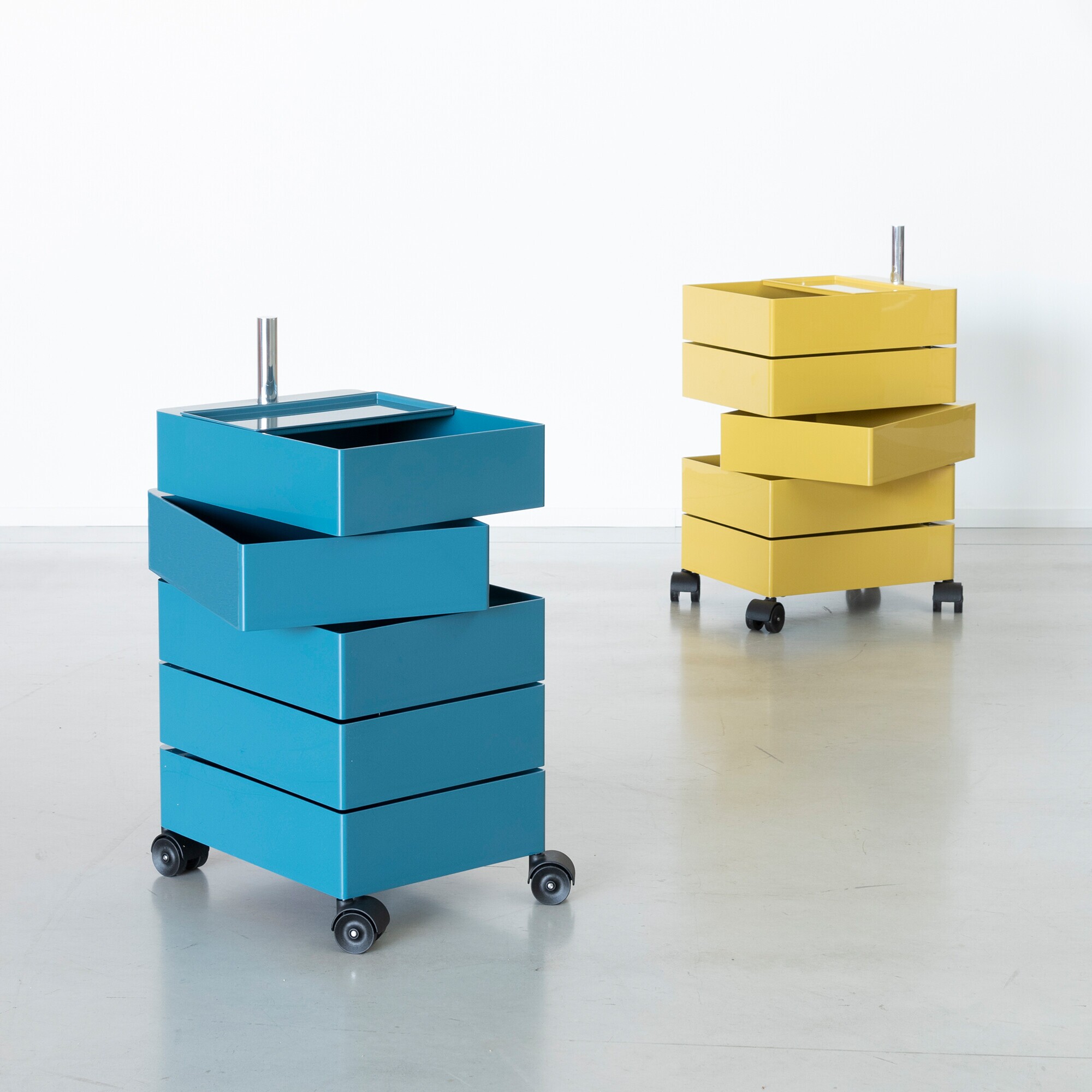 360° Container With Wheels H 72cm