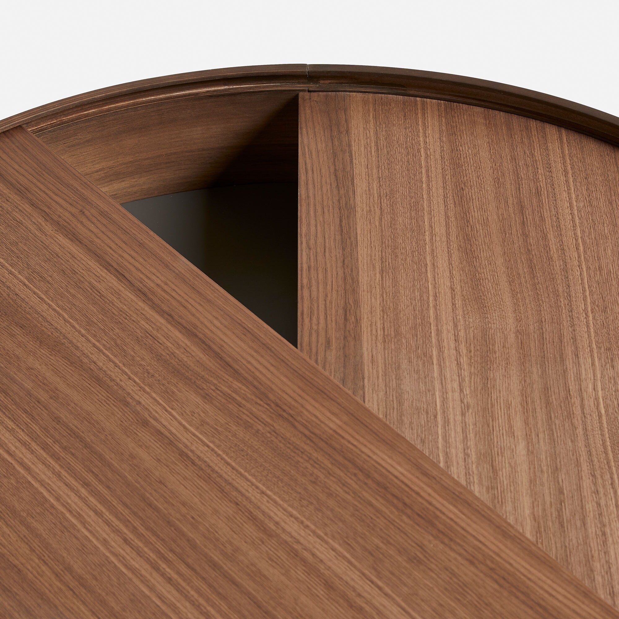 Arc Coffee Table Ø 89cm