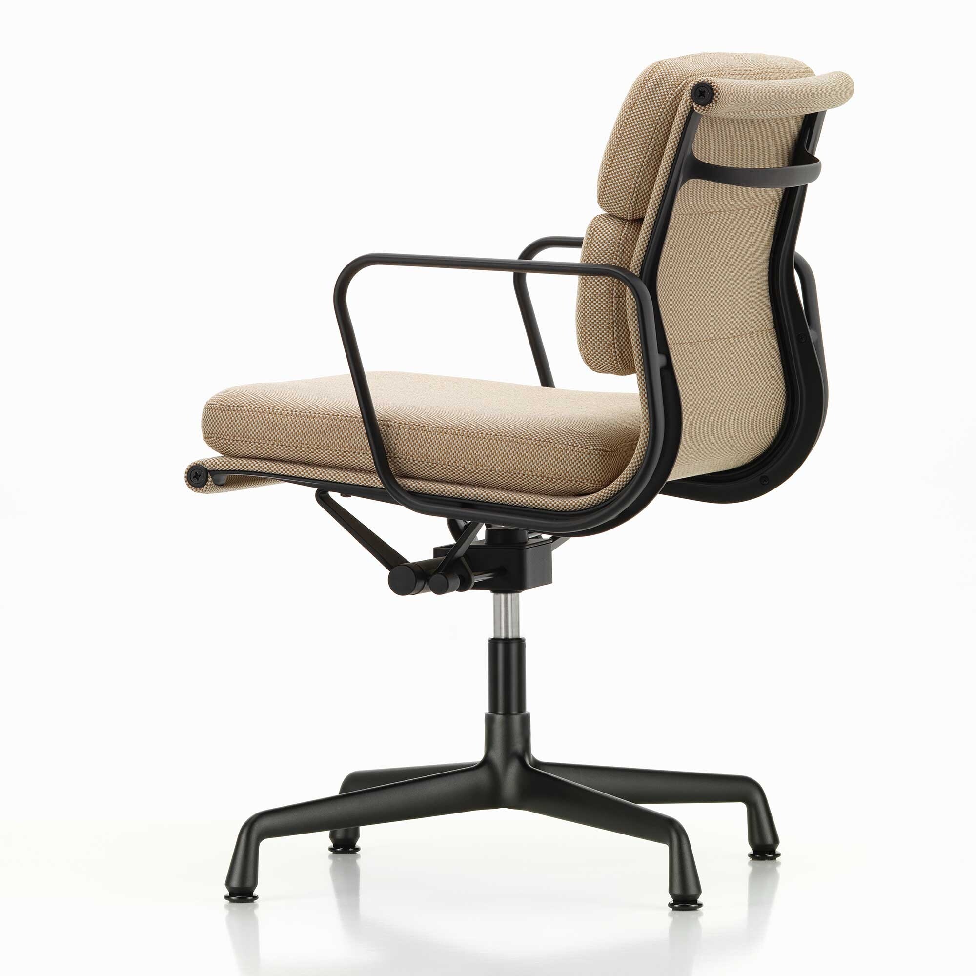 EA 231 Soft Pad Aluminium Chair