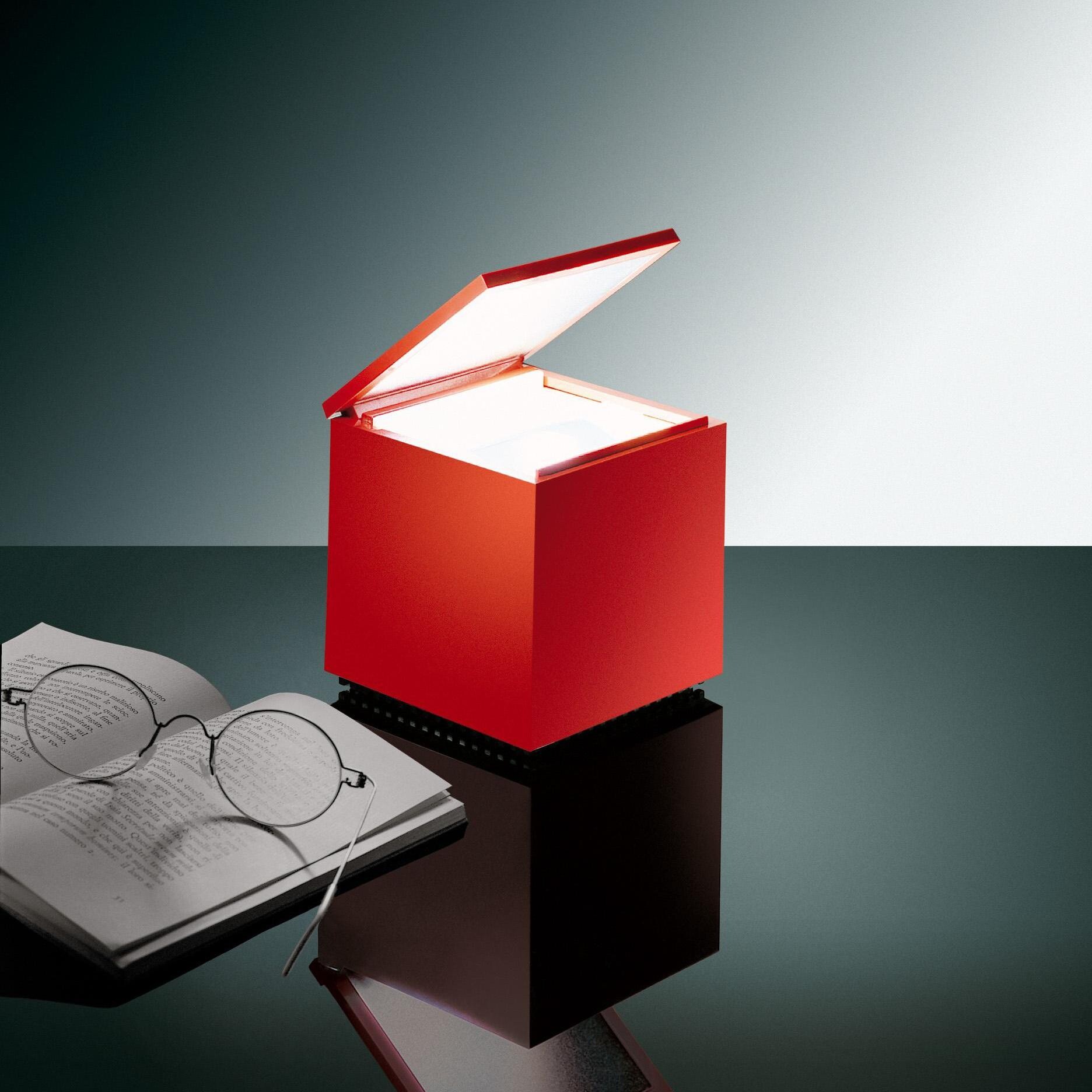 Cuboluce Wireless LED Battery Lamp