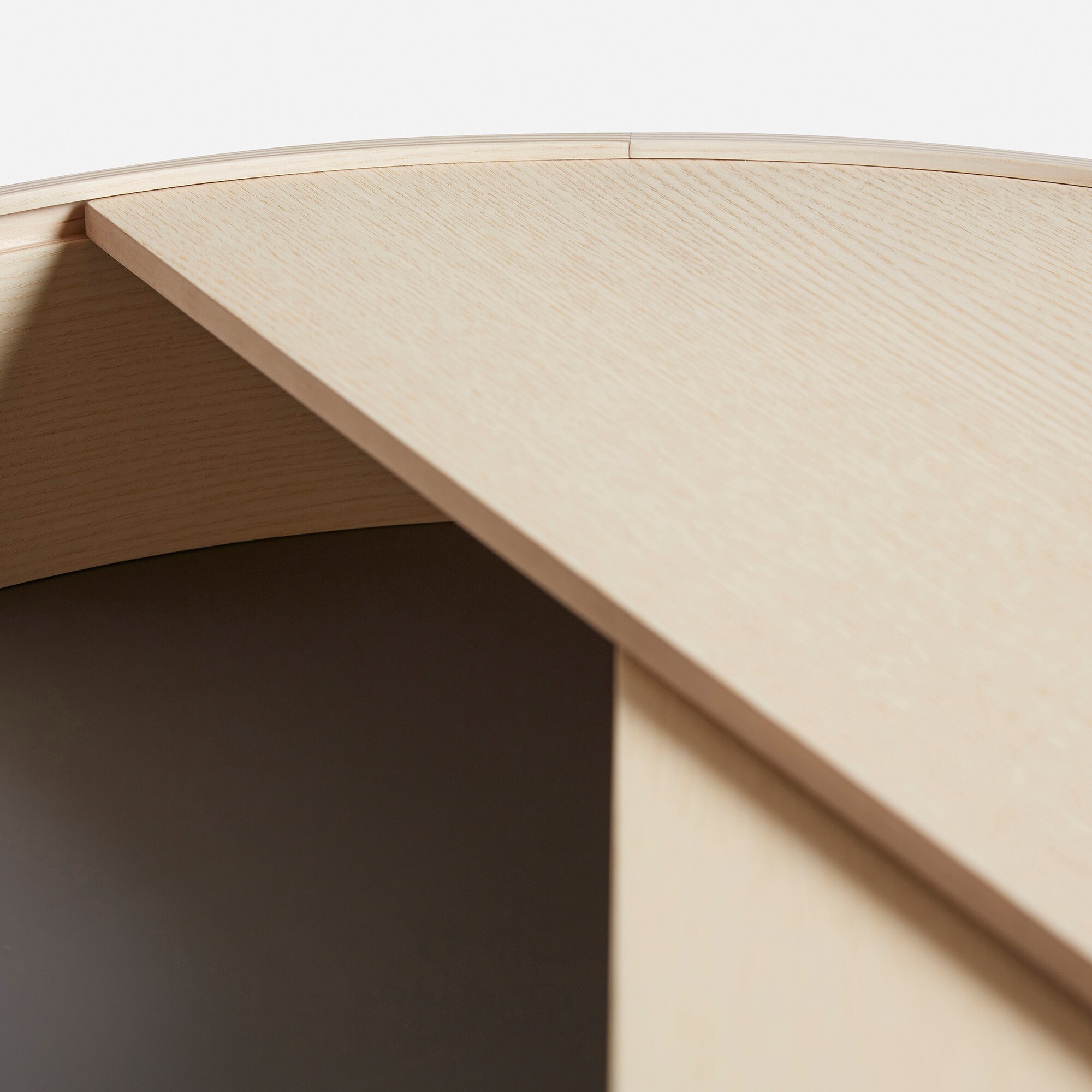 Arc Coffee Table Ø 66cm