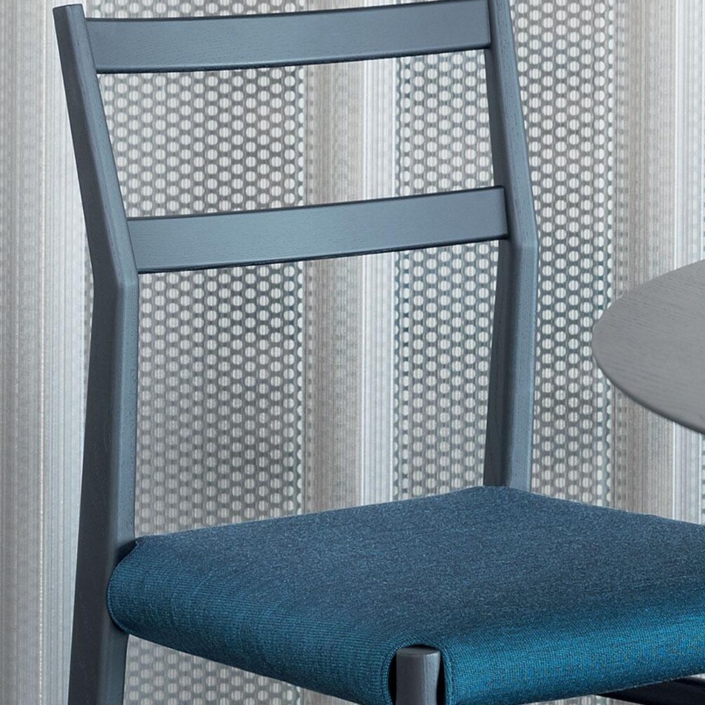 646 Leggera Chair with Padded Seat