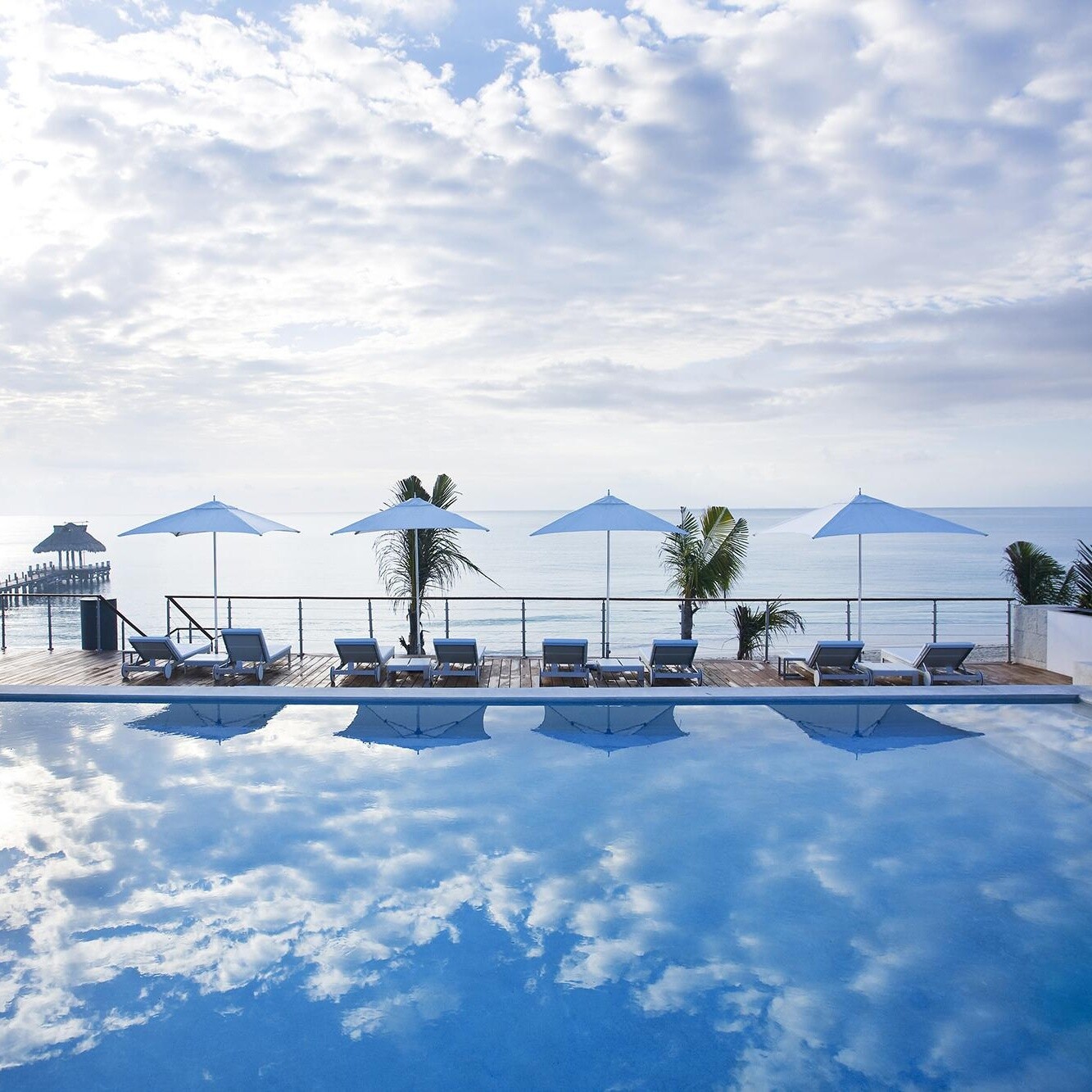 Ocean Master Classic Parasol Square