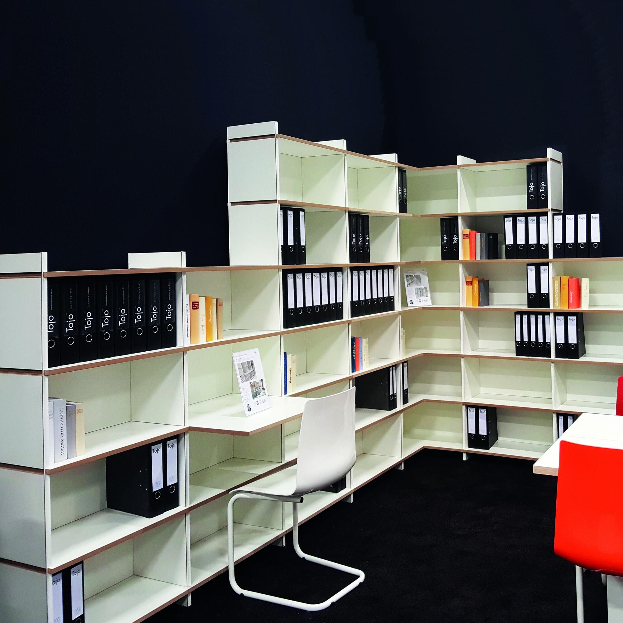 Mehrfach Corner Element