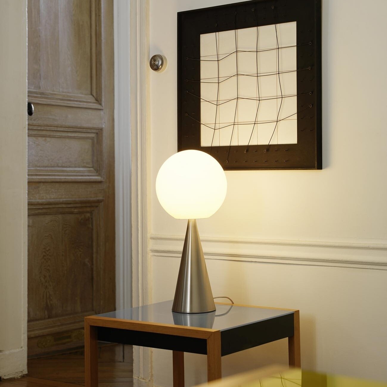 Bilia Table Lamp