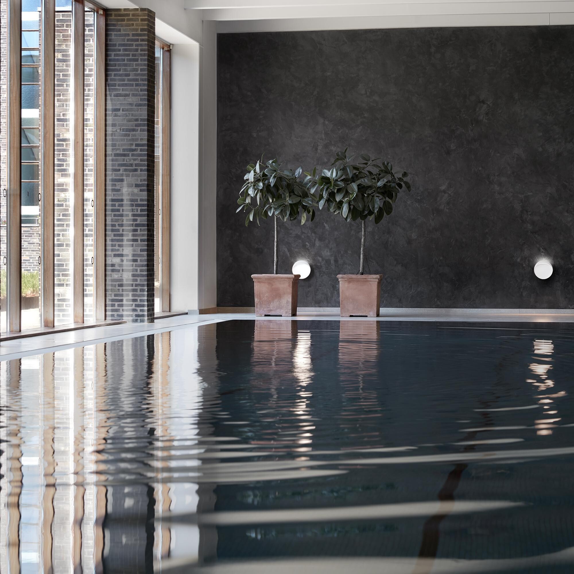 Flindt LED Wall Lamp In/Outdoor