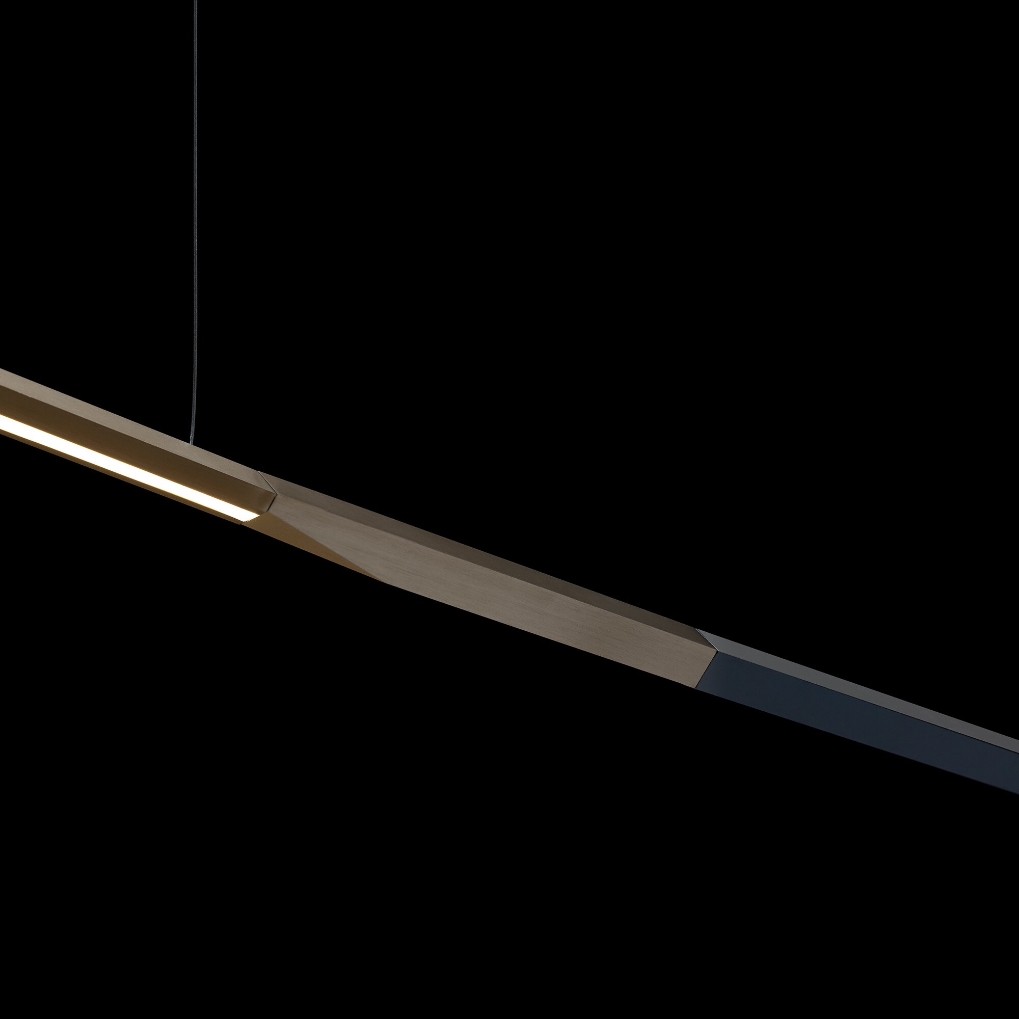 Ilo 487 LED Suspension Lamp