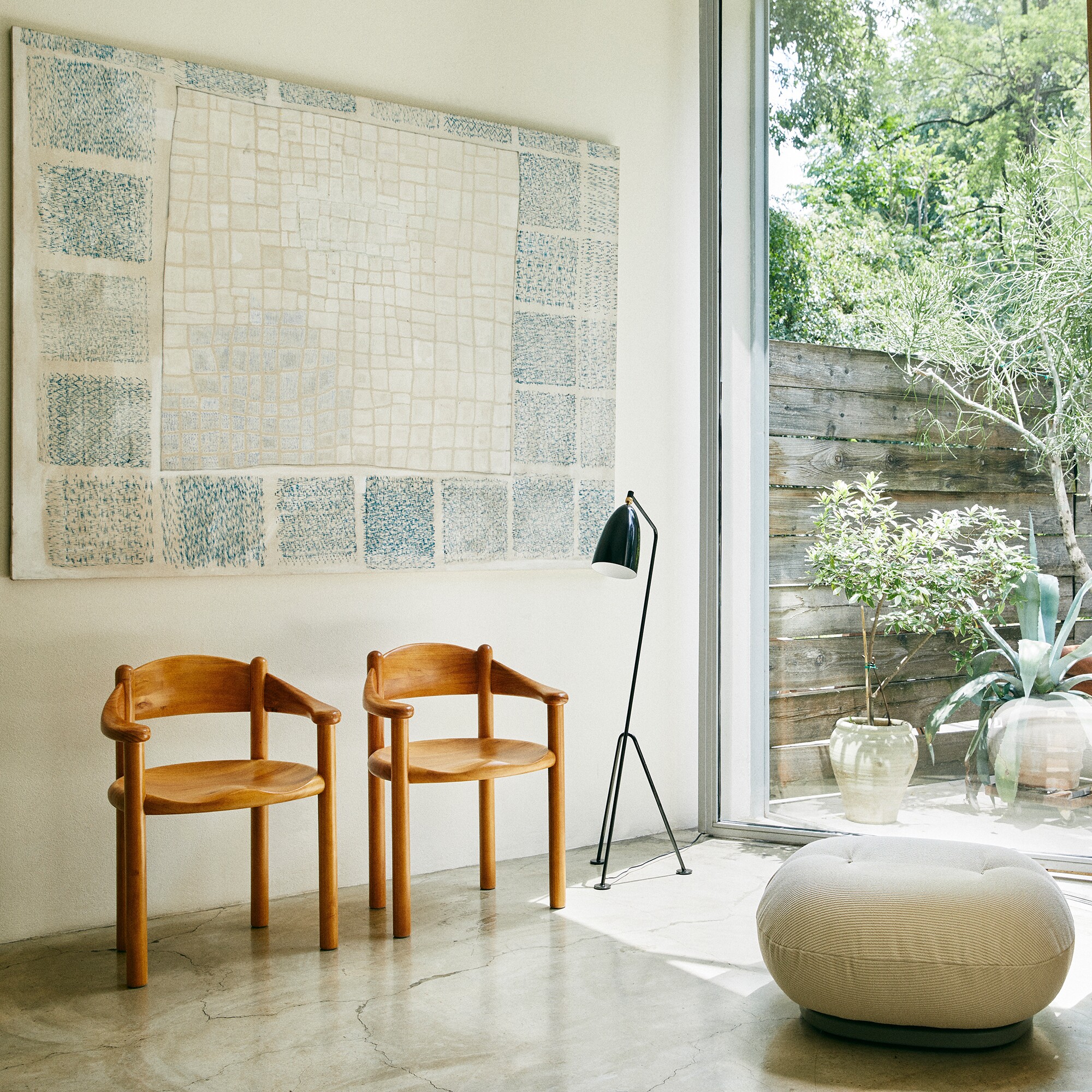 Gräshoppa Floor Lamp glossy