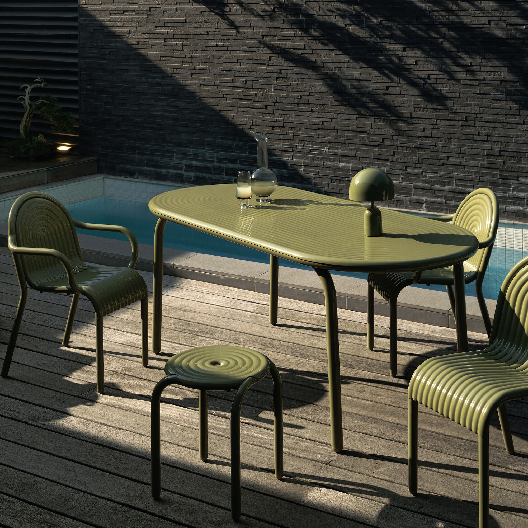 Groove Garden Table 186x86cm