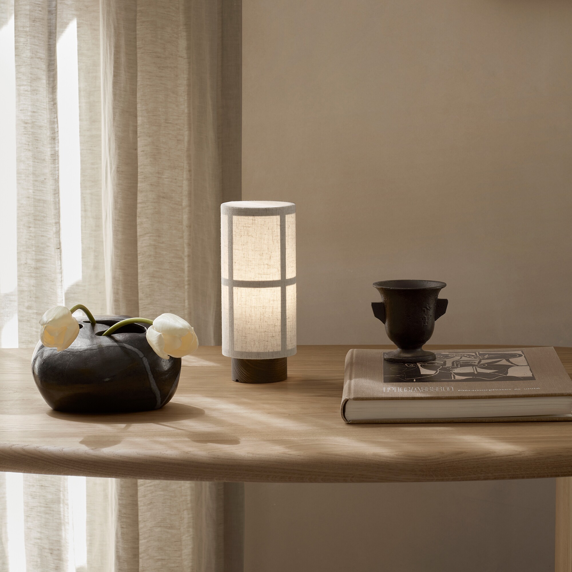 Hashira LED Table Lamp With Battery