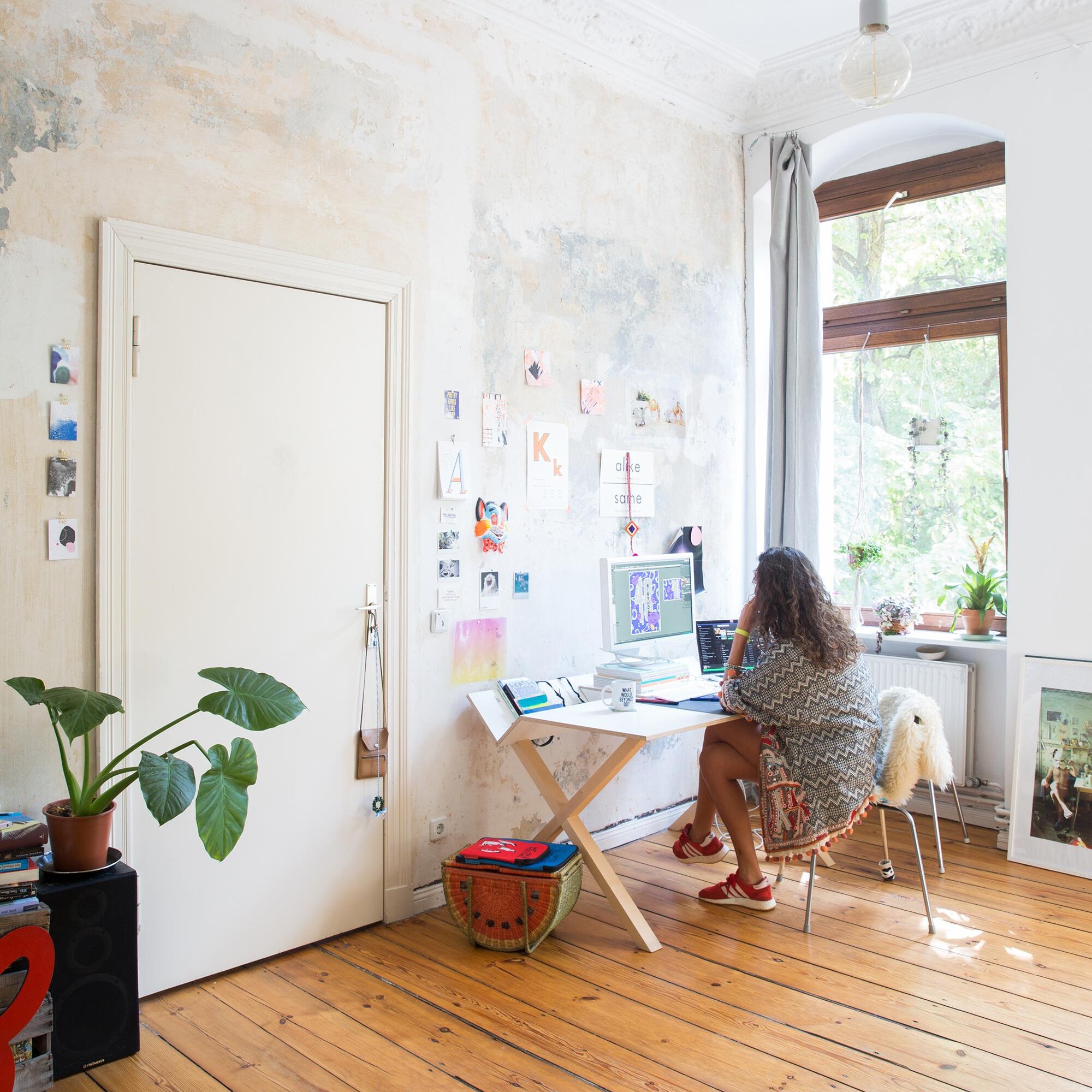 Moormann Kant Desk/Home Desk