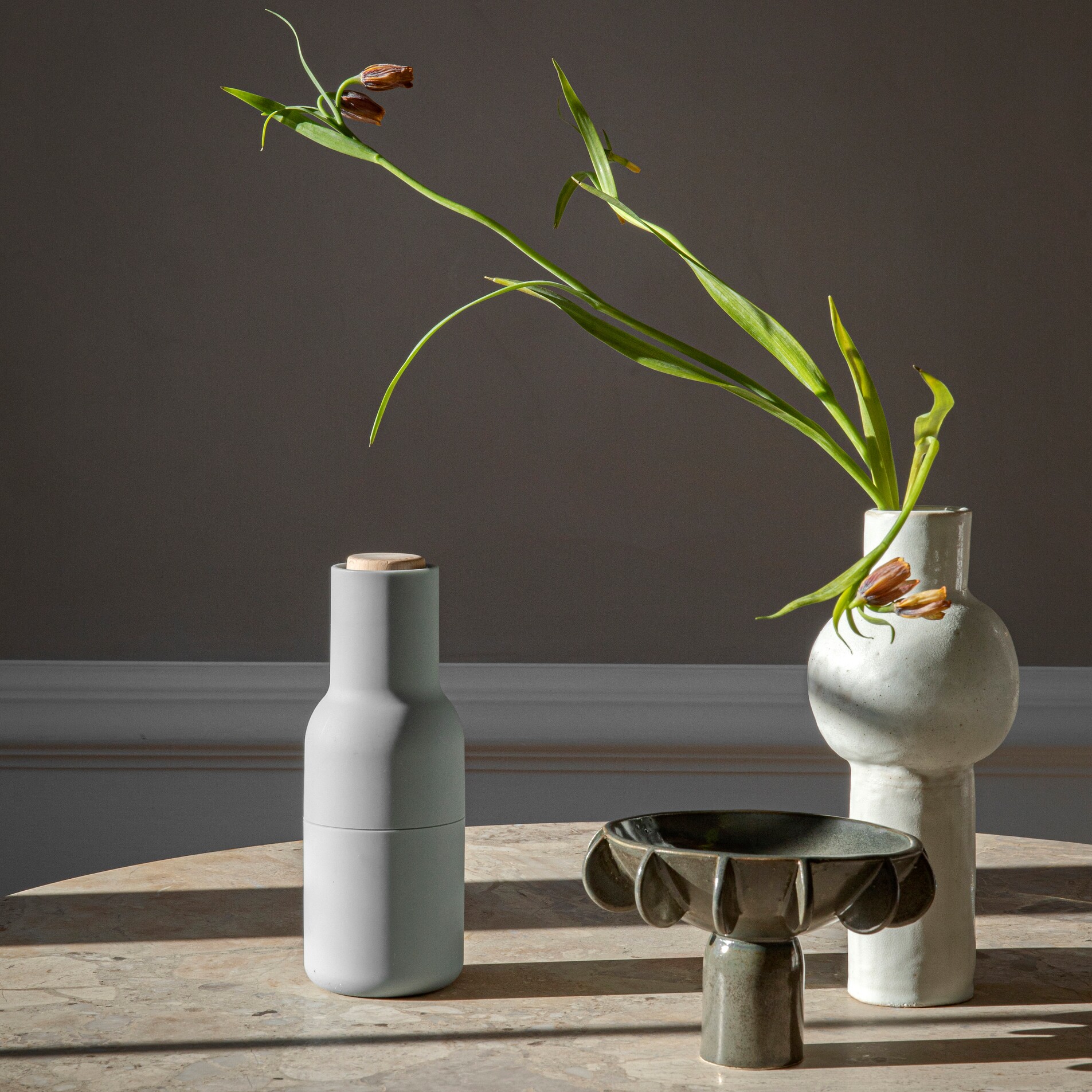 Bottle Grinder Set of 2 With Beech Wood Lid