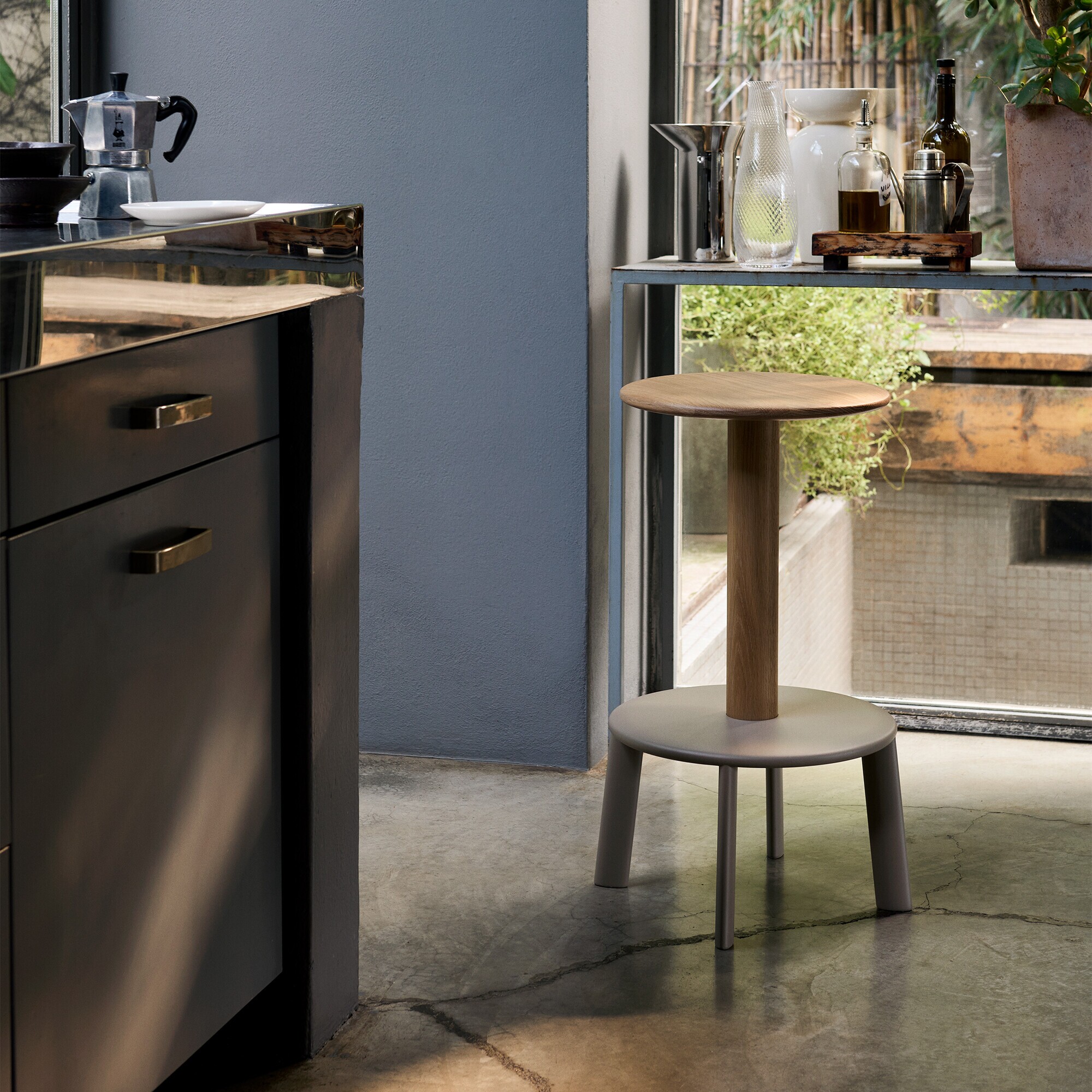 Massif AV39 Counter Stool