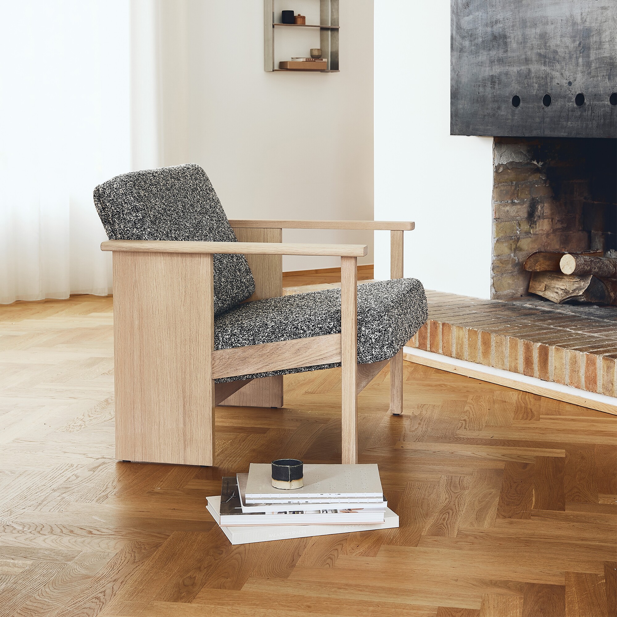 Block Lounge Chair Oak White Oiled