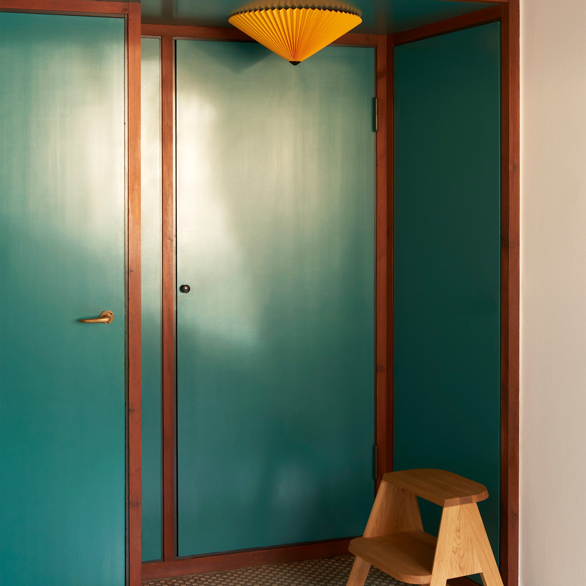 Matin Flush Mount 500 Wall/ Ceiling Lamp