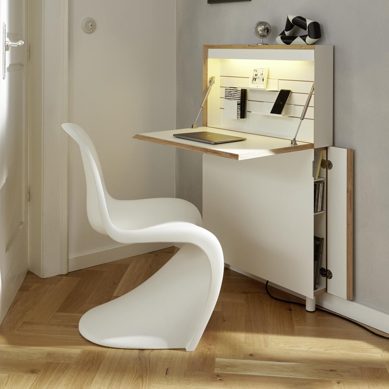 Flatmate Wall Secretary with Birch Edge