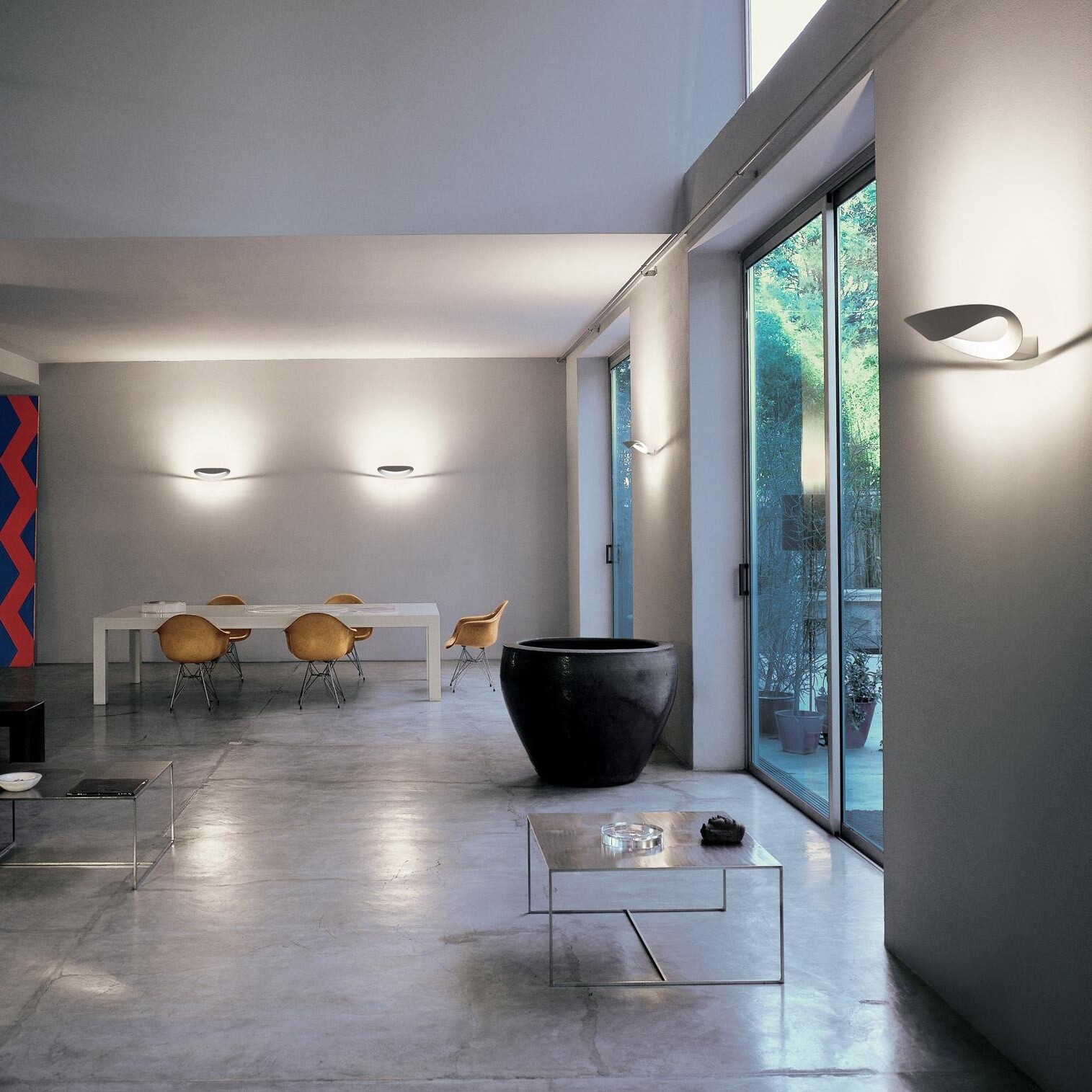 Mesmeri LED Wall Lamp