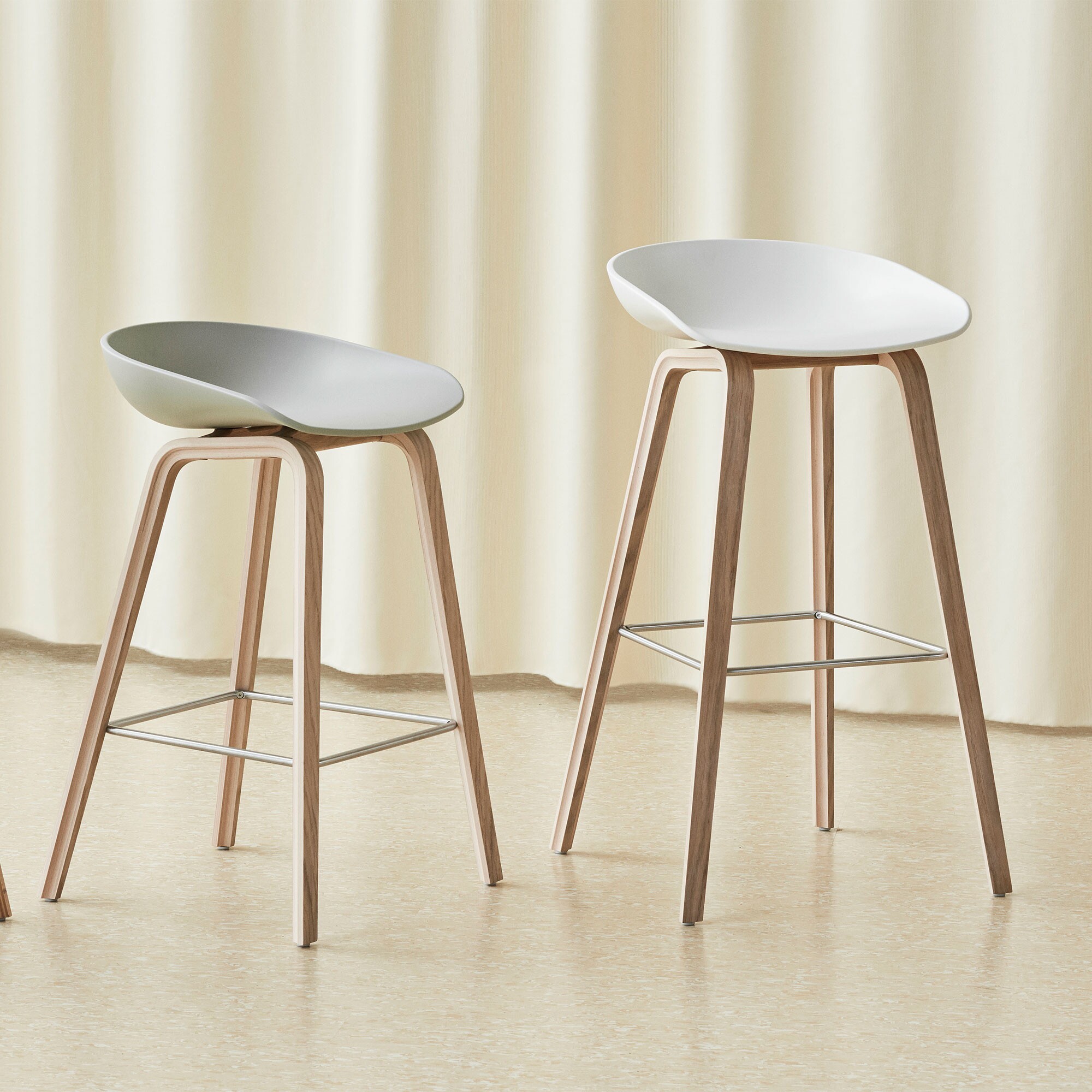 About a Stool AAS 32 2.0 Bar Stool High Soaped Oak Base