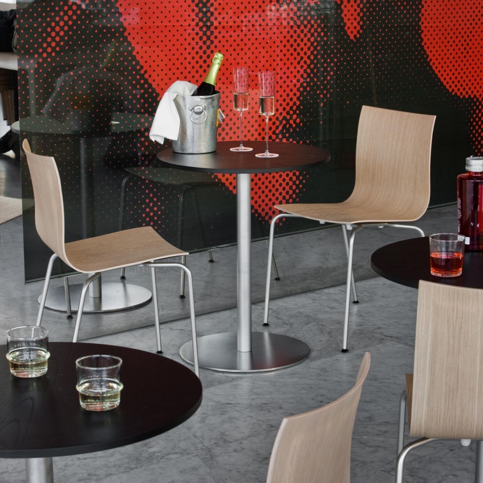 Brio Bistro Table Round H110cm