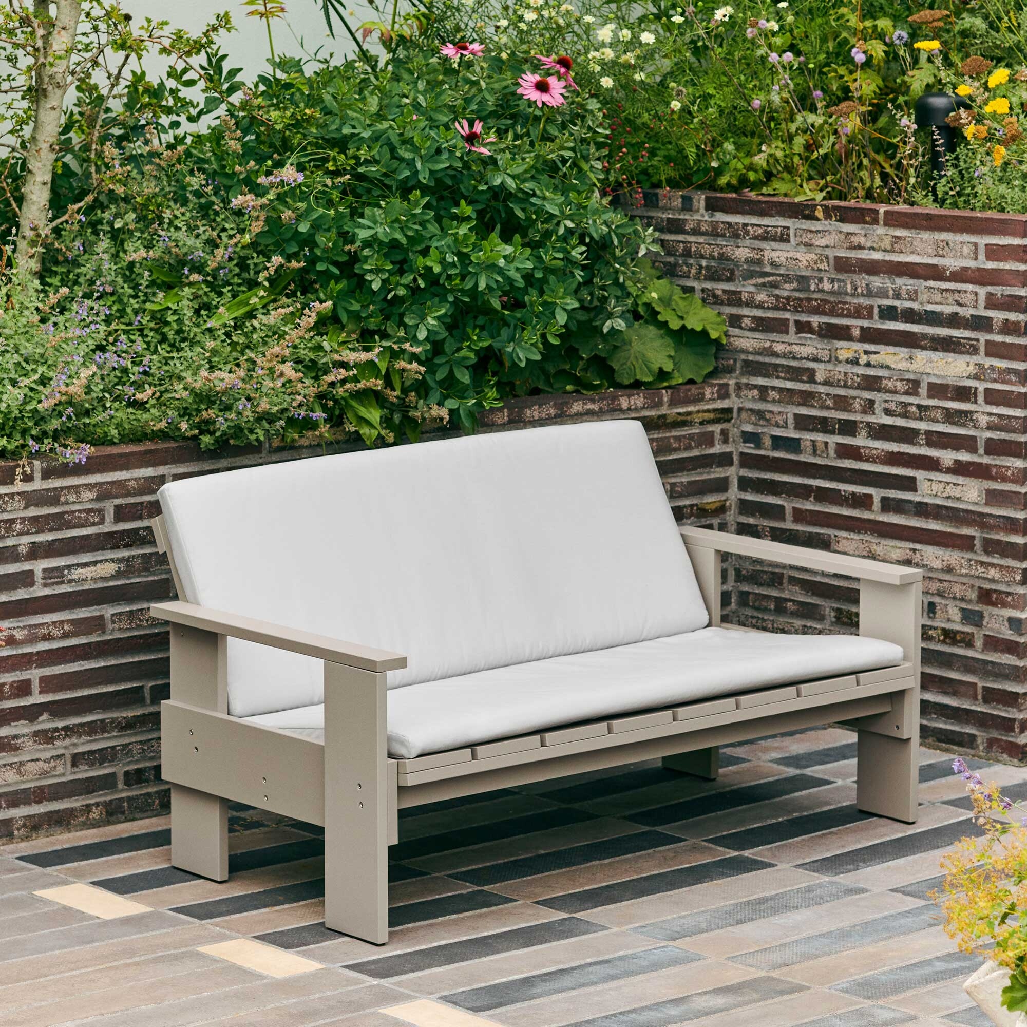 Crate Outdoor Lounge Sofa