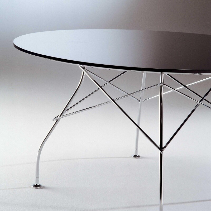Glossy Dining Table Oval Frame Chromed Steel