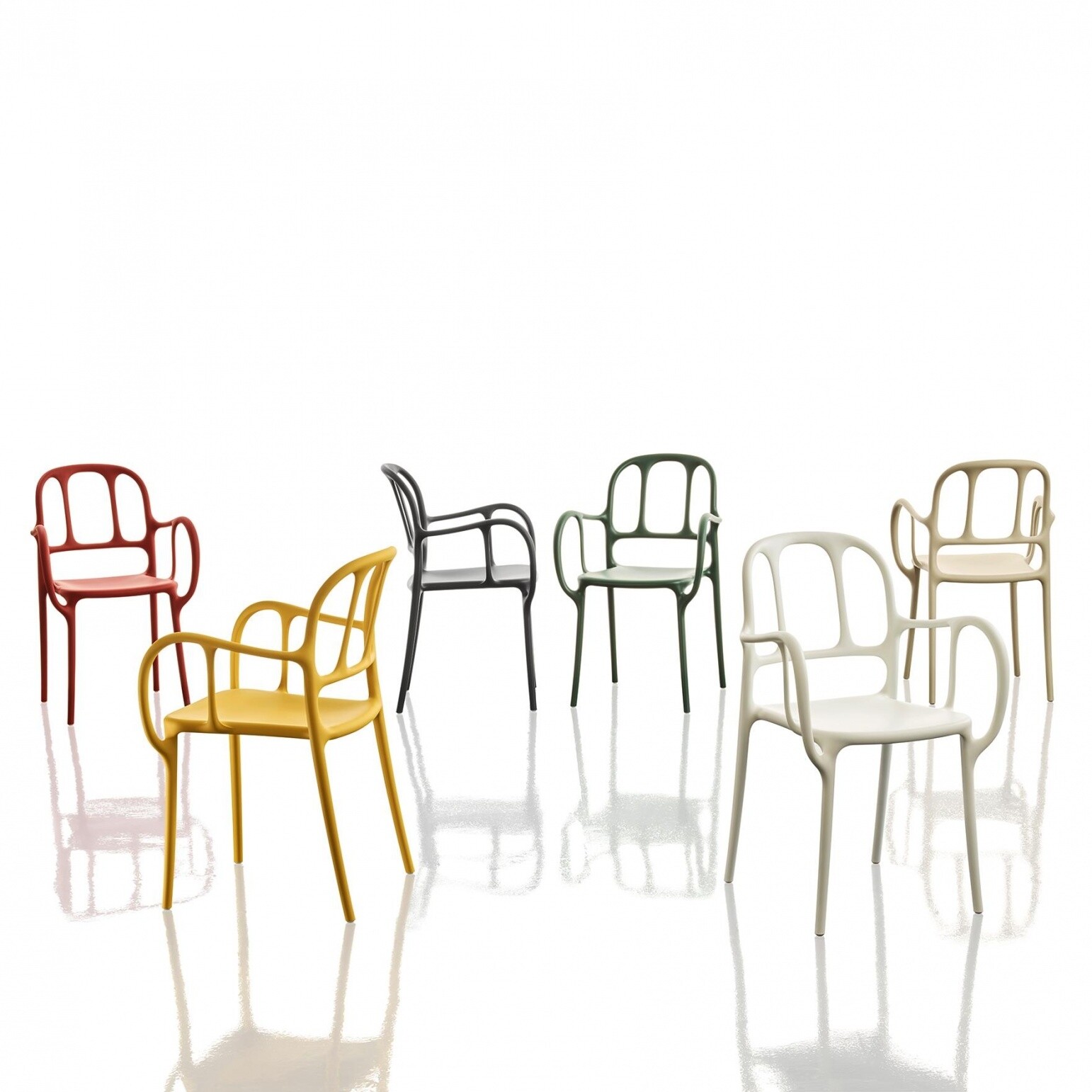 Milà Outdoor Armchair