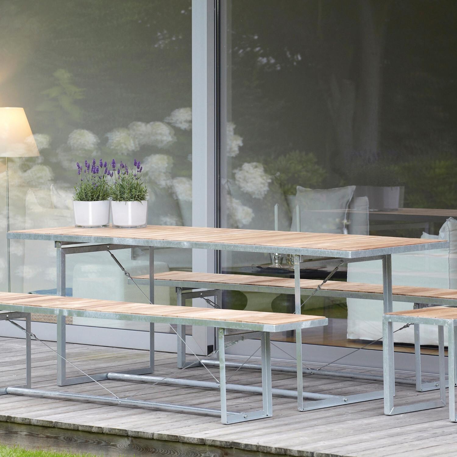 Jever Garden Set With Bench